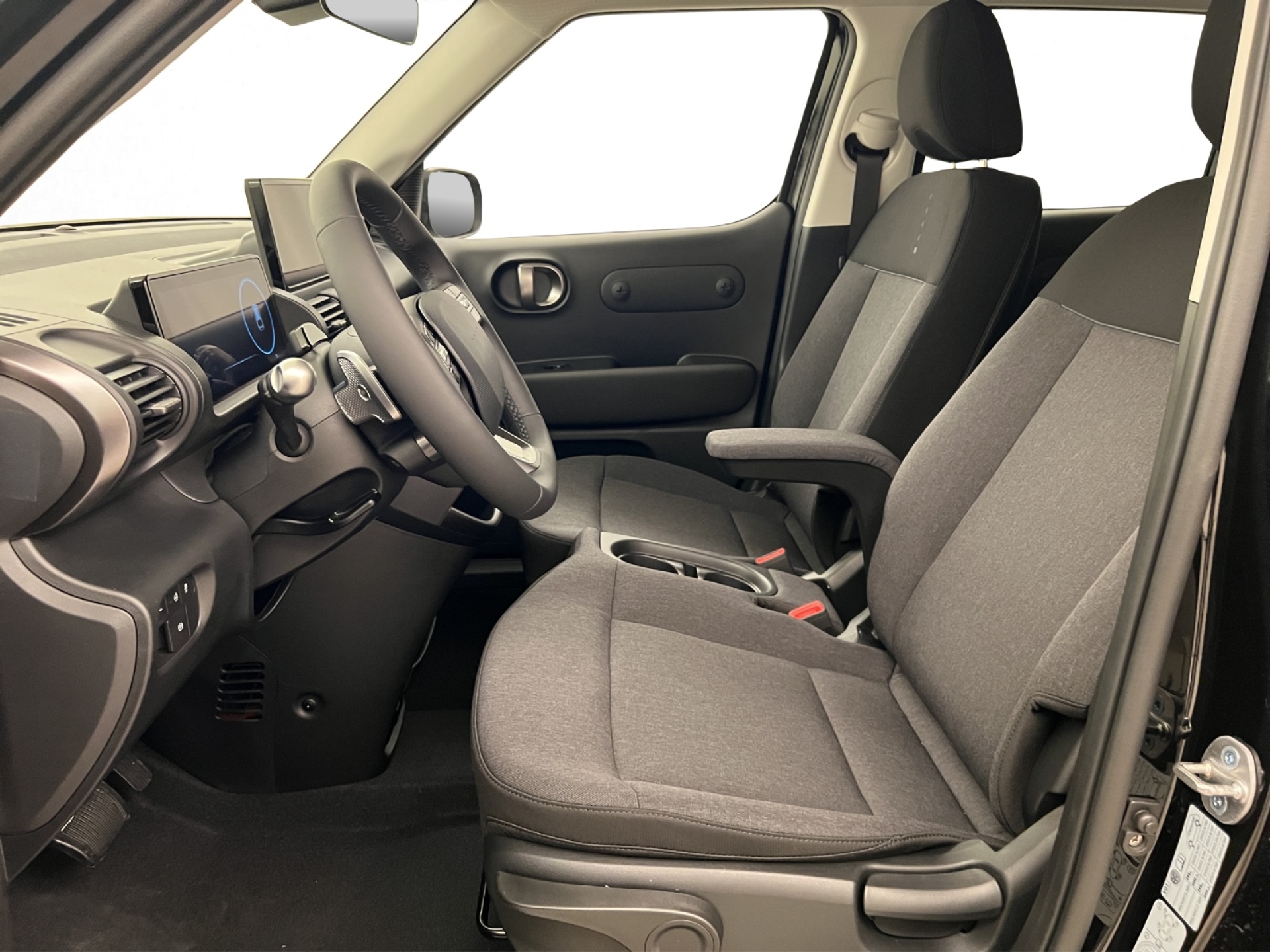 HYUNDAI Inster Electric Amplia 49 kWh-image-3