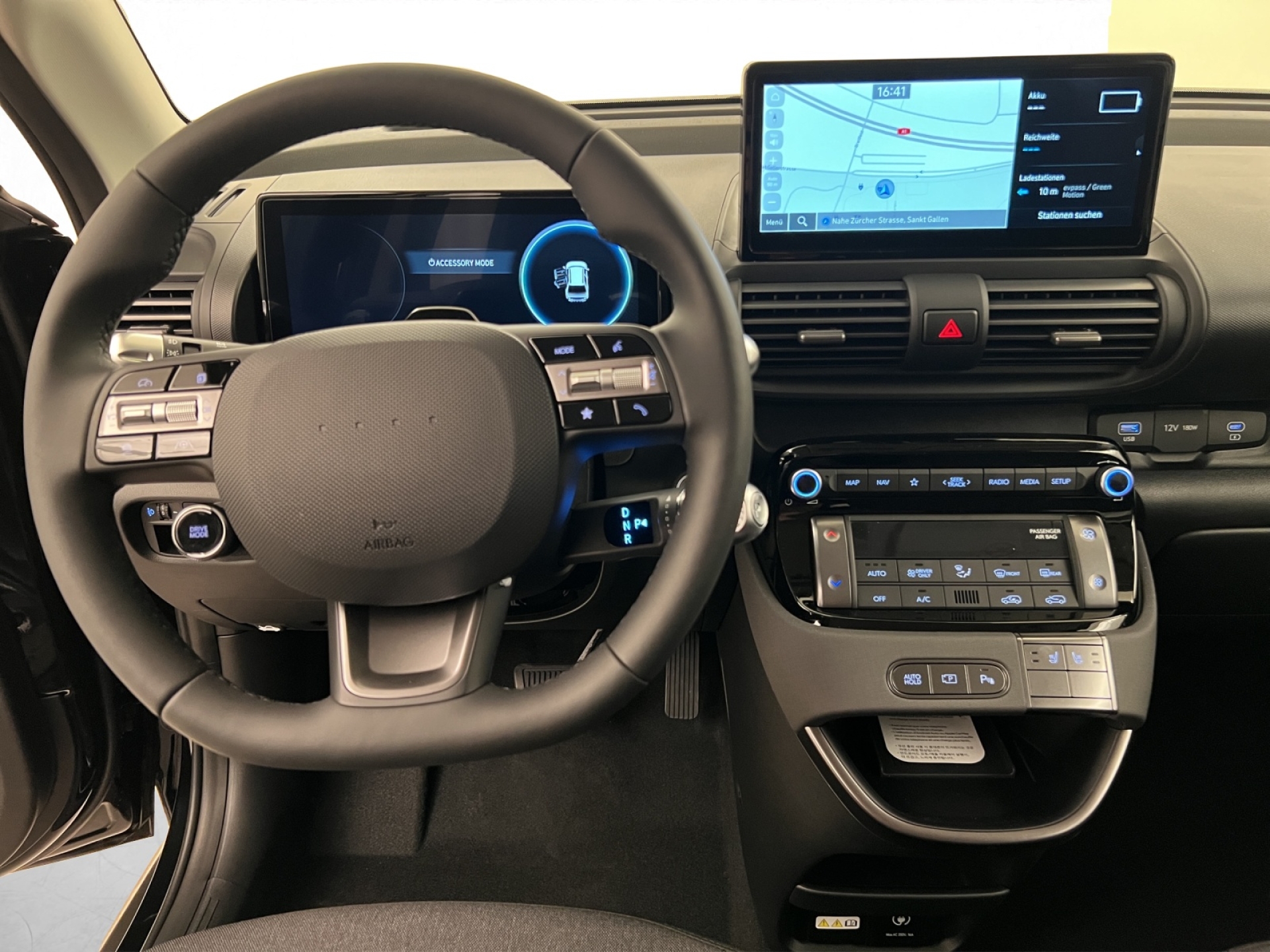 HYUNDAI Inster Electric Amplia 49 kWh-image-6