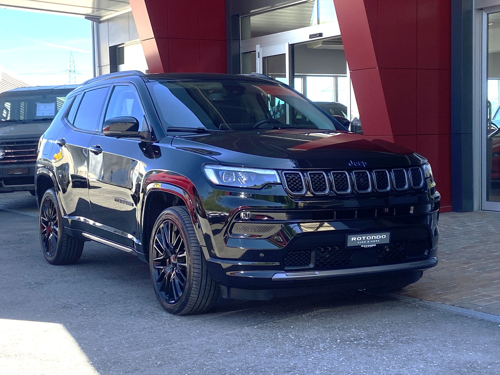 JEEP Compass 1.3 T PHEV S Plus Sky AWD-image-19