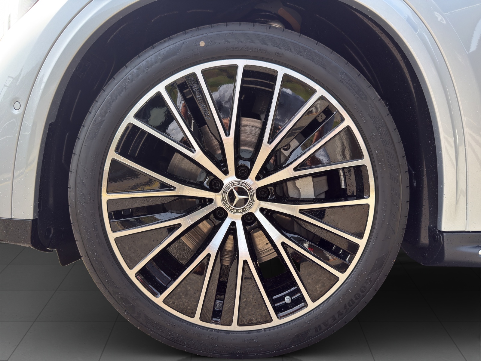 Image MERCEDES-BENZ GLC-400 GLC 400 4MATIC 94 kWh EQ