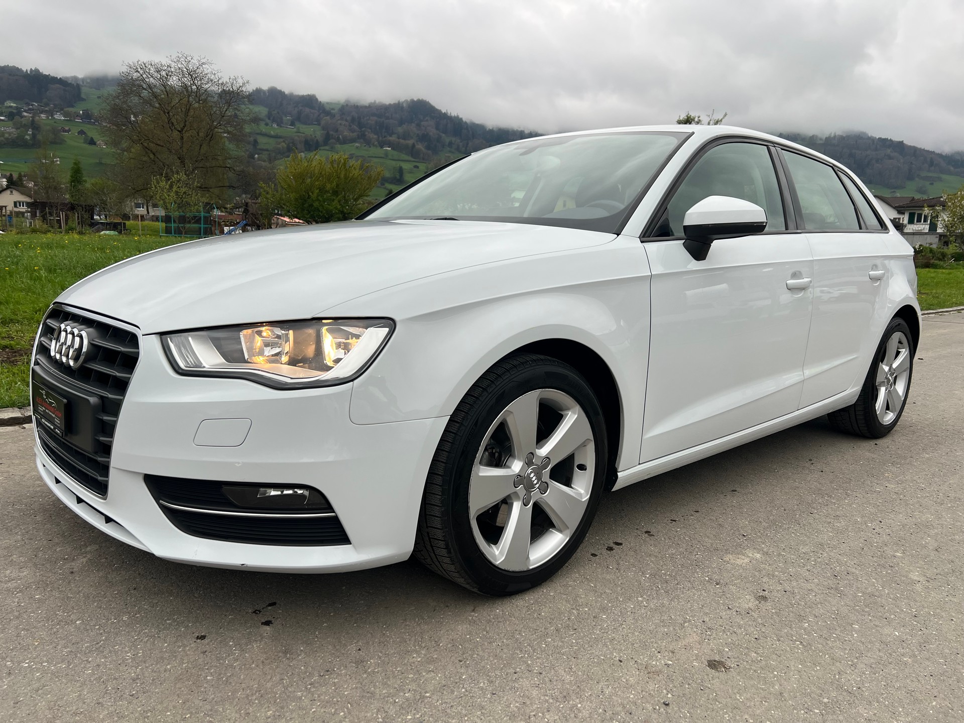 AUDI A3 Sportback 2.0 TDI Ambition quattro-image-0