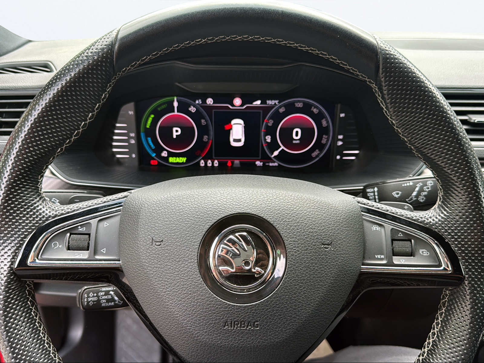 SKODA Superb 1.4 TSI Sport Line PHEV DSG-image-11