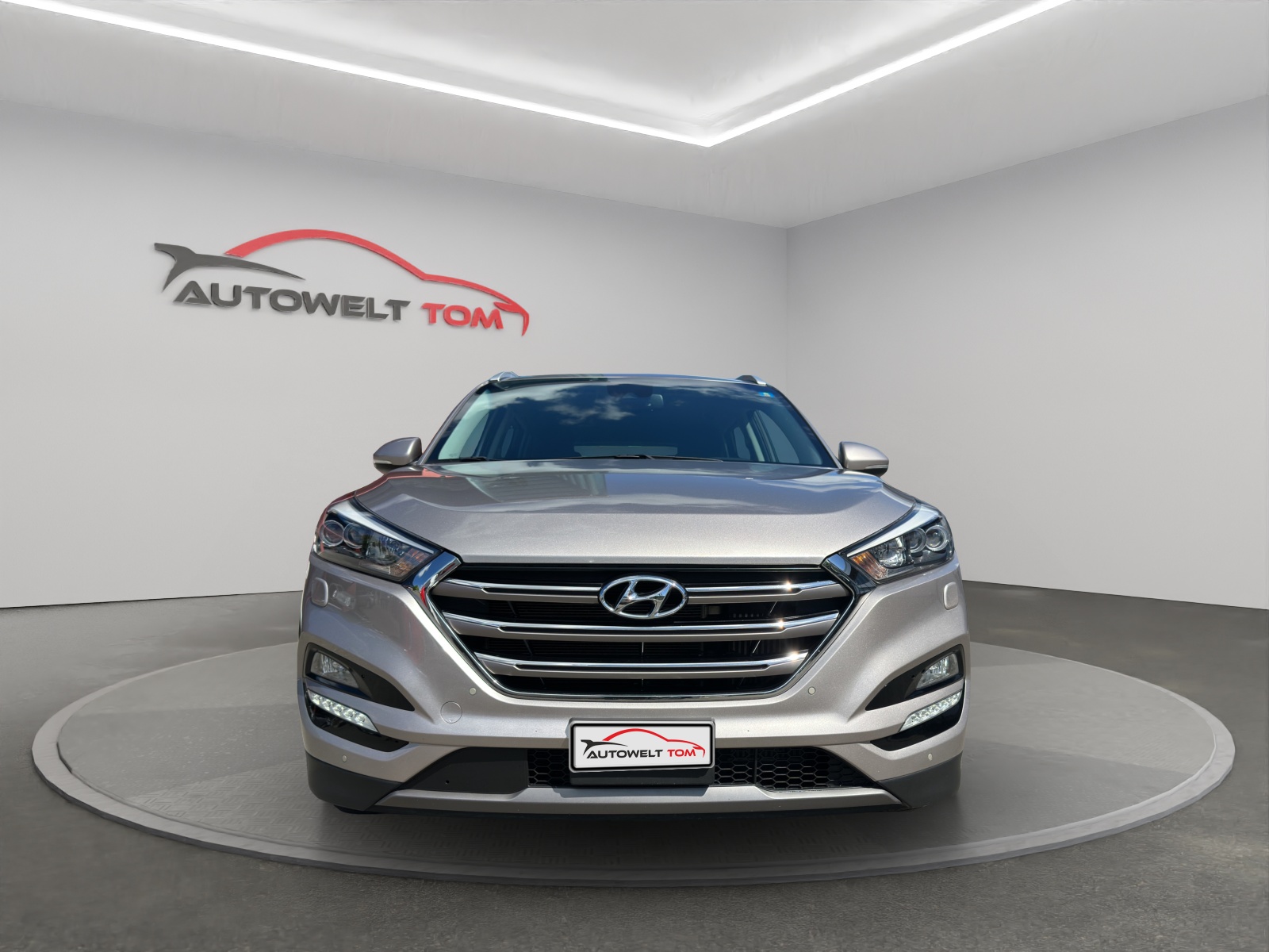 HYUNDAI Tucson 2.0 CRDI Plena 4WD Automatic-image-7