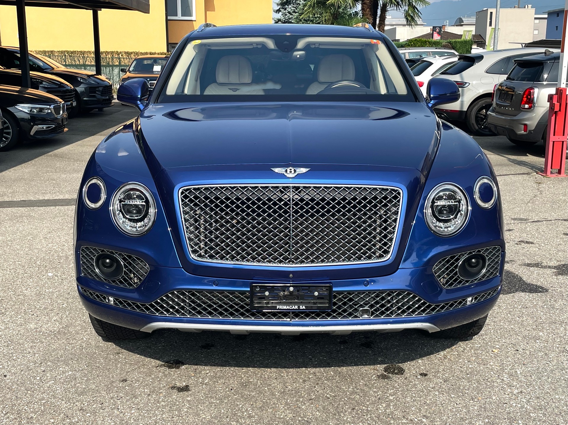BENTLEY Bentayga V8 Diesel-image-14