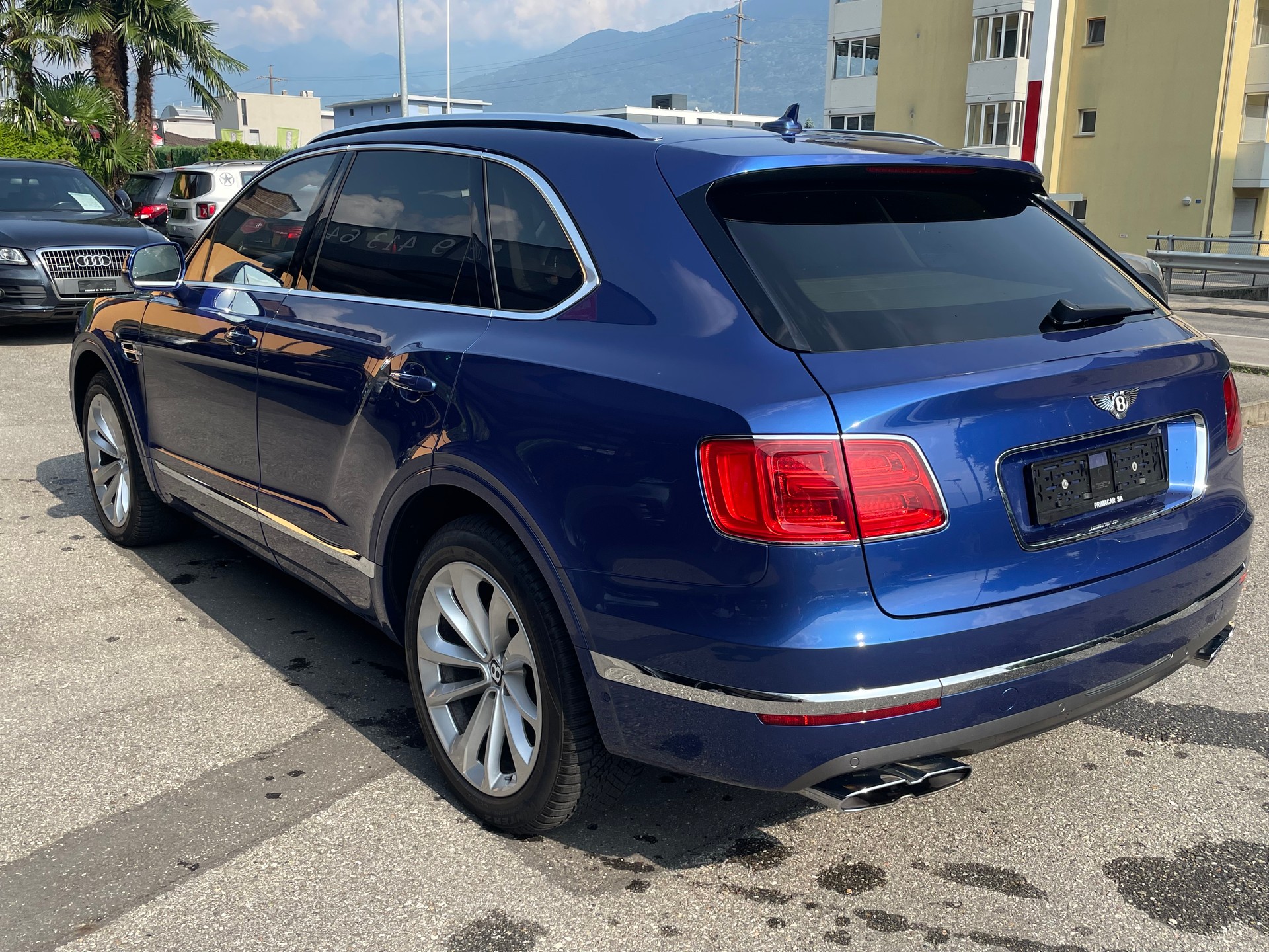 BENTLEY Bentayga V8 Diesel-image-7