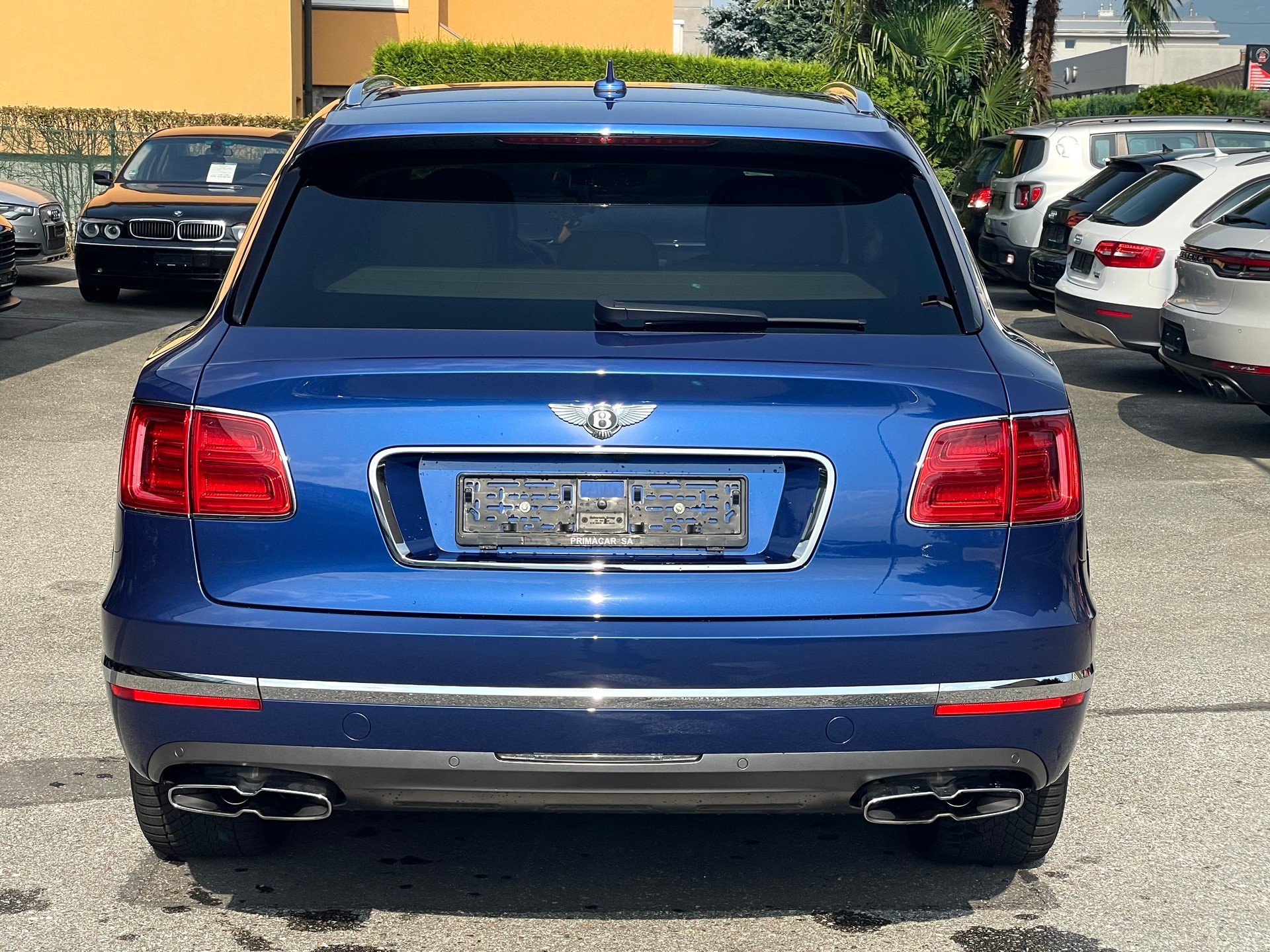 BENTLEY Bentayga V8 Diesel-image-8