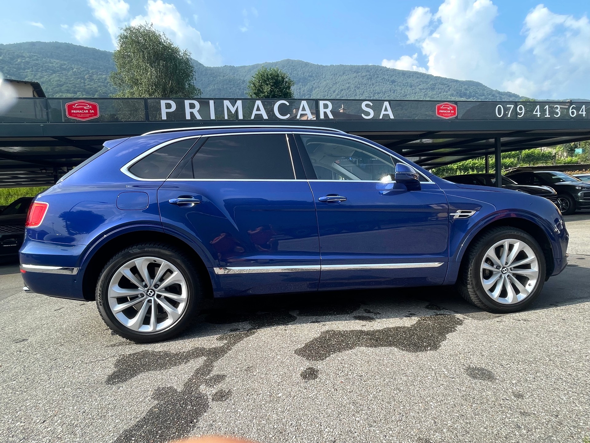 BENTLEY Bentayga V8 Diesel-image-10