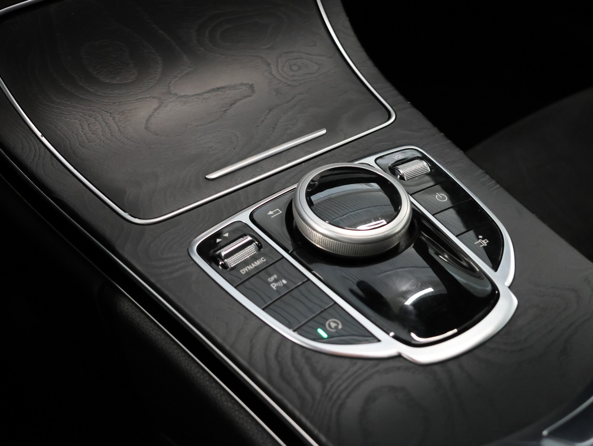MERCEDES-BENZ C 200 AMG Line Coupé 7G-Tronic *Burmester* *Panorama* *Sitzheizung*-image-20