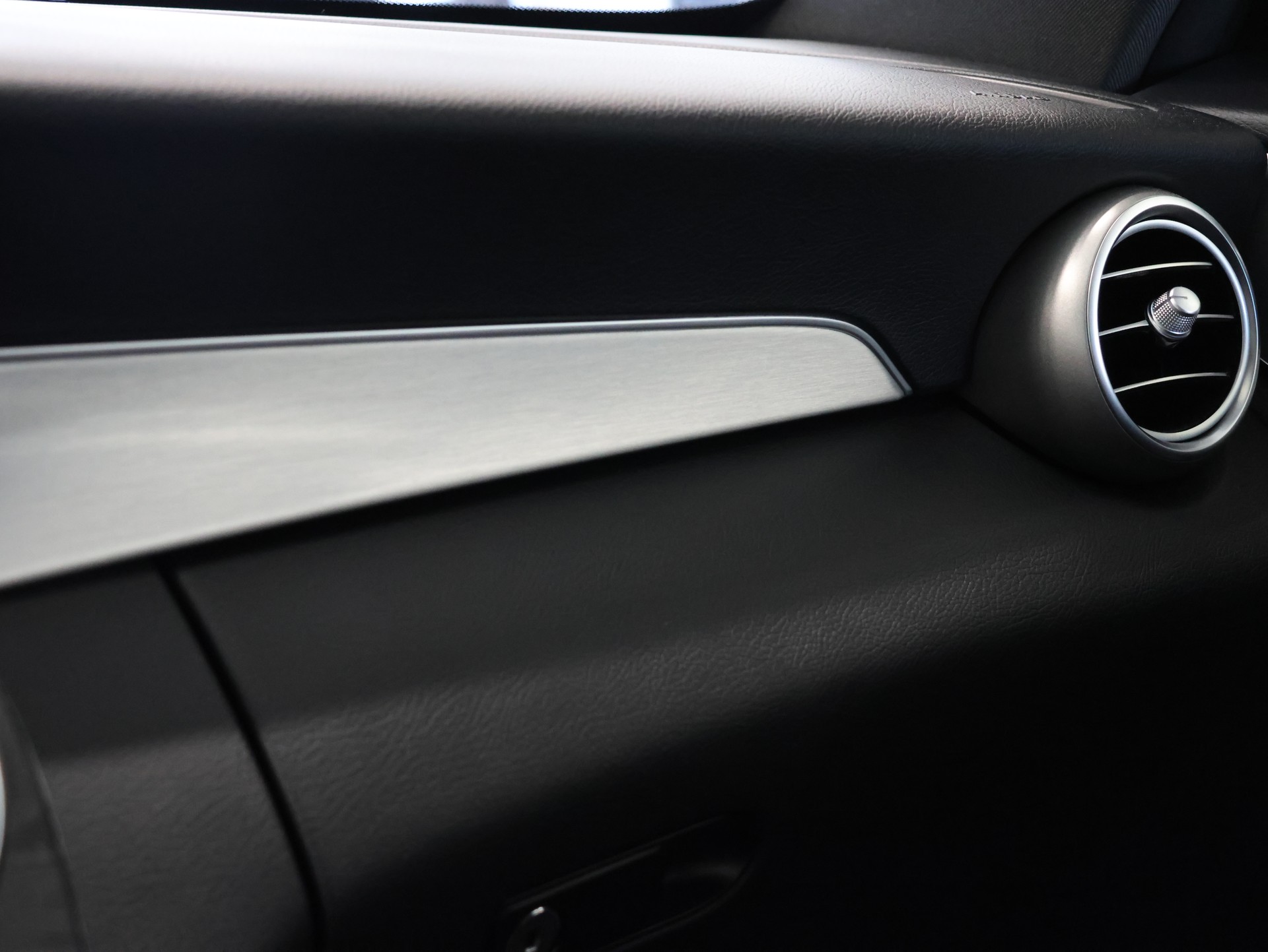 MERCEDES-BENZ C 200 AMG Line Coupé 7G-Tronic *Burmester* *Panorama* *Sitzheizung*-image-21