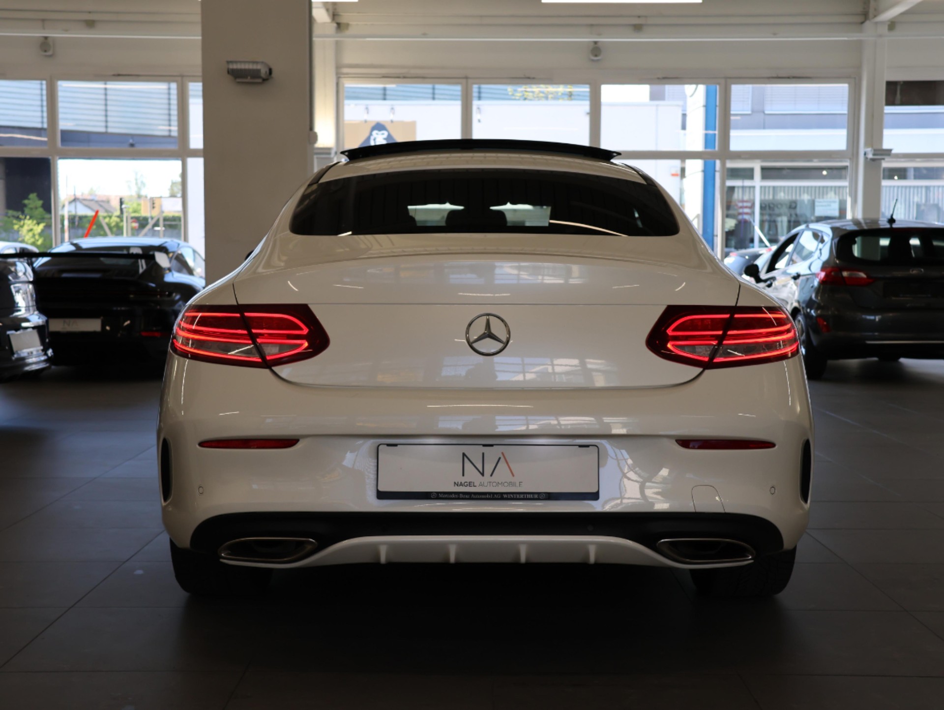 MERCEDES-BENZ C 200 AMG Line Coupé 7G-Tronic *Burmester* *Panorama* *Sitzheizung*-image-3