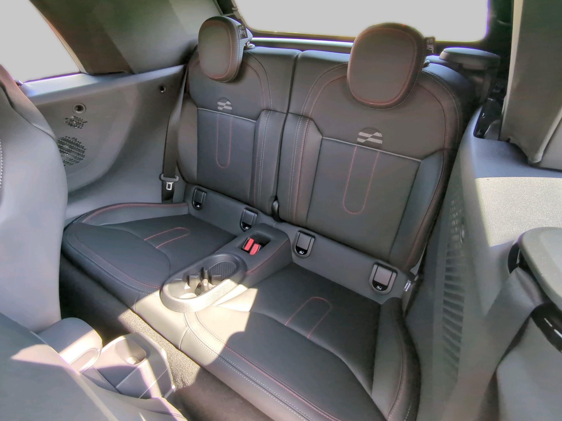 MINI John Cooper Works Cabrio-image-16