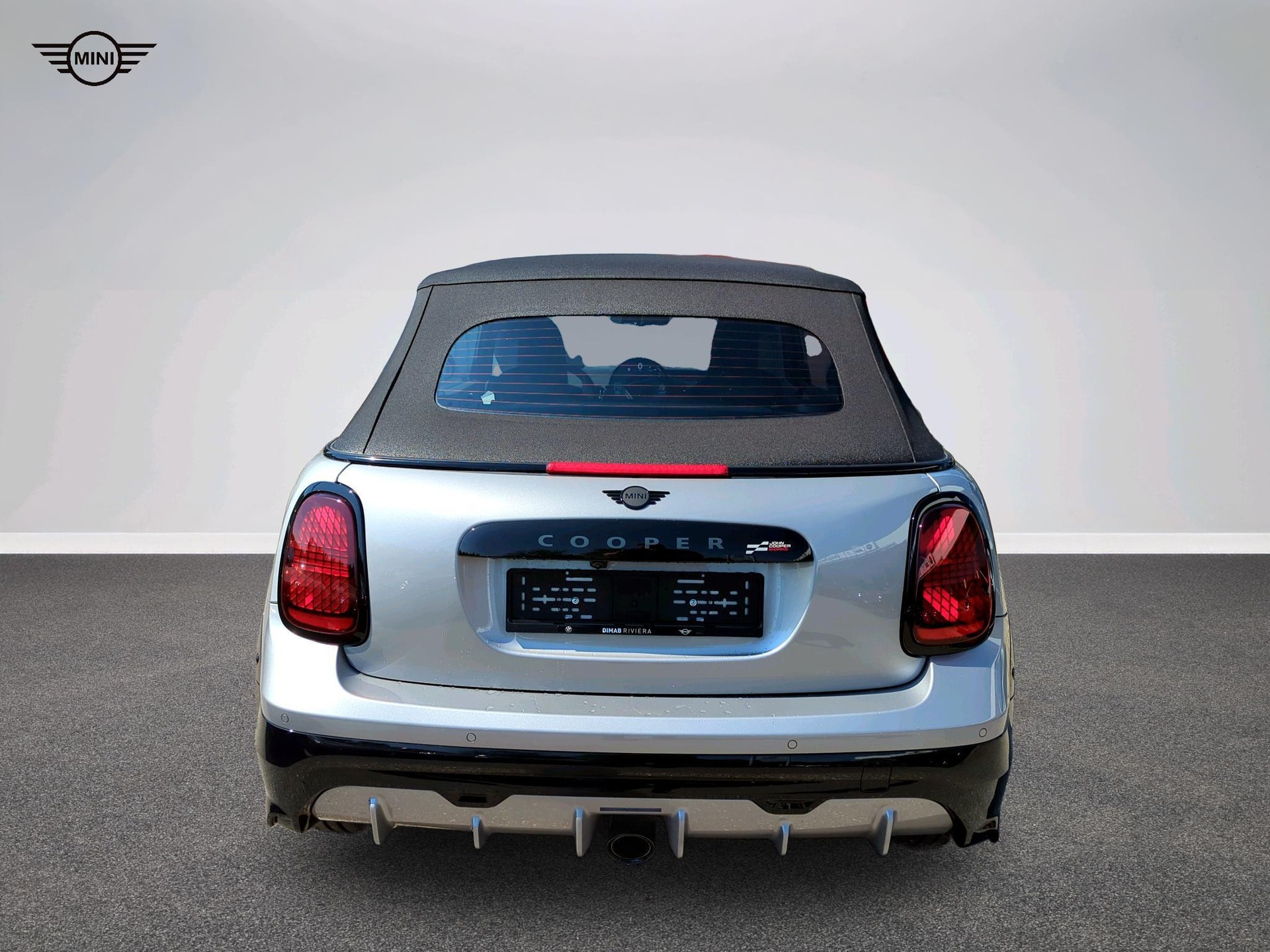 MINI John Cooper Works Cabrio-image-14