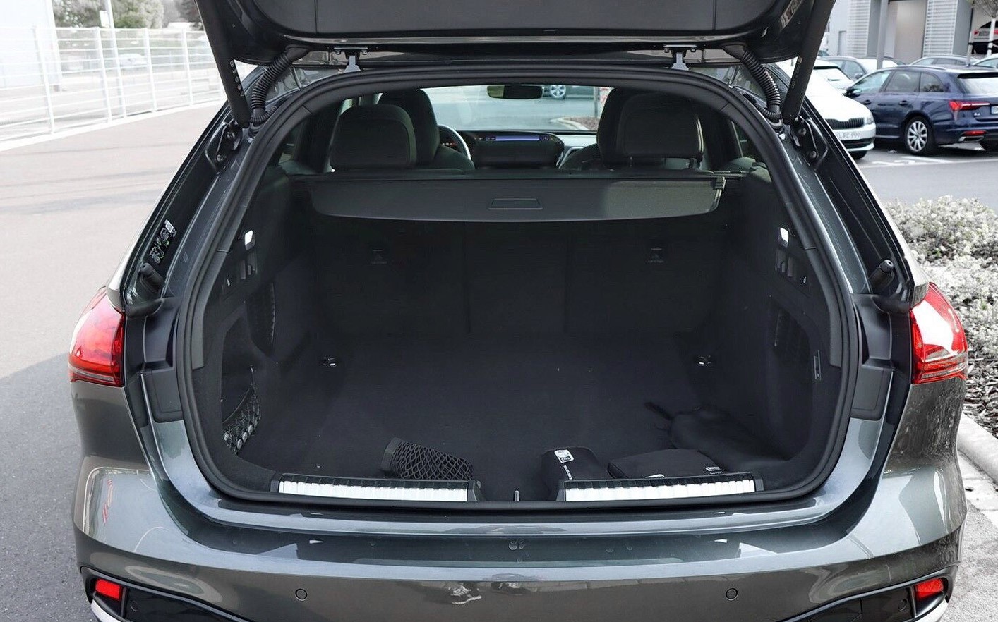 AUDI S5 Avant TFSI quattro S tronic-image-7