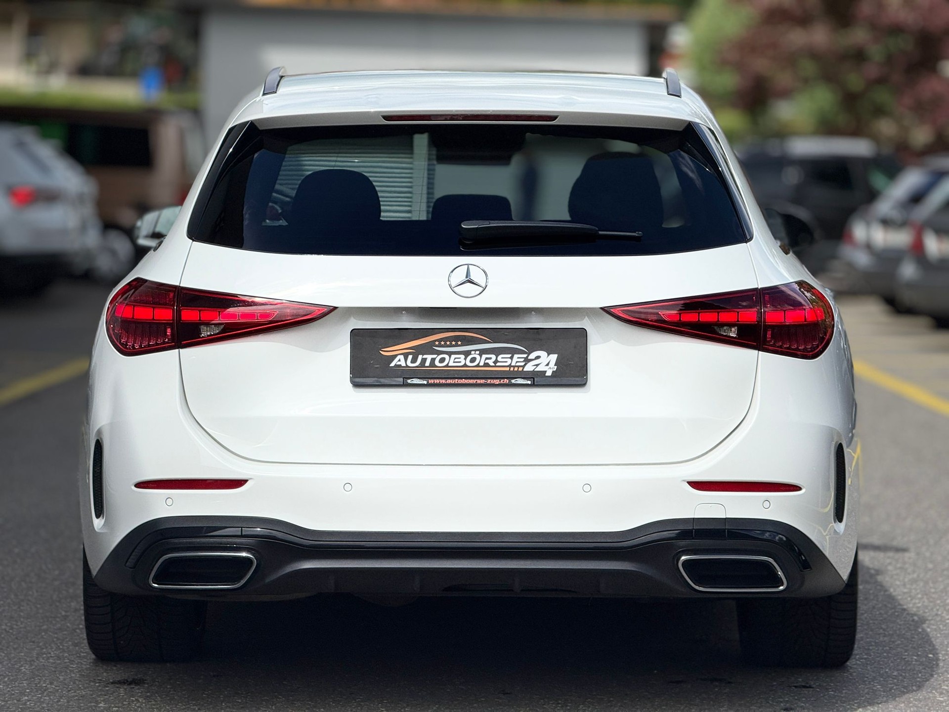 MERCEDES-BENZ C 200 AMG Line 4matic Kombi-image-5