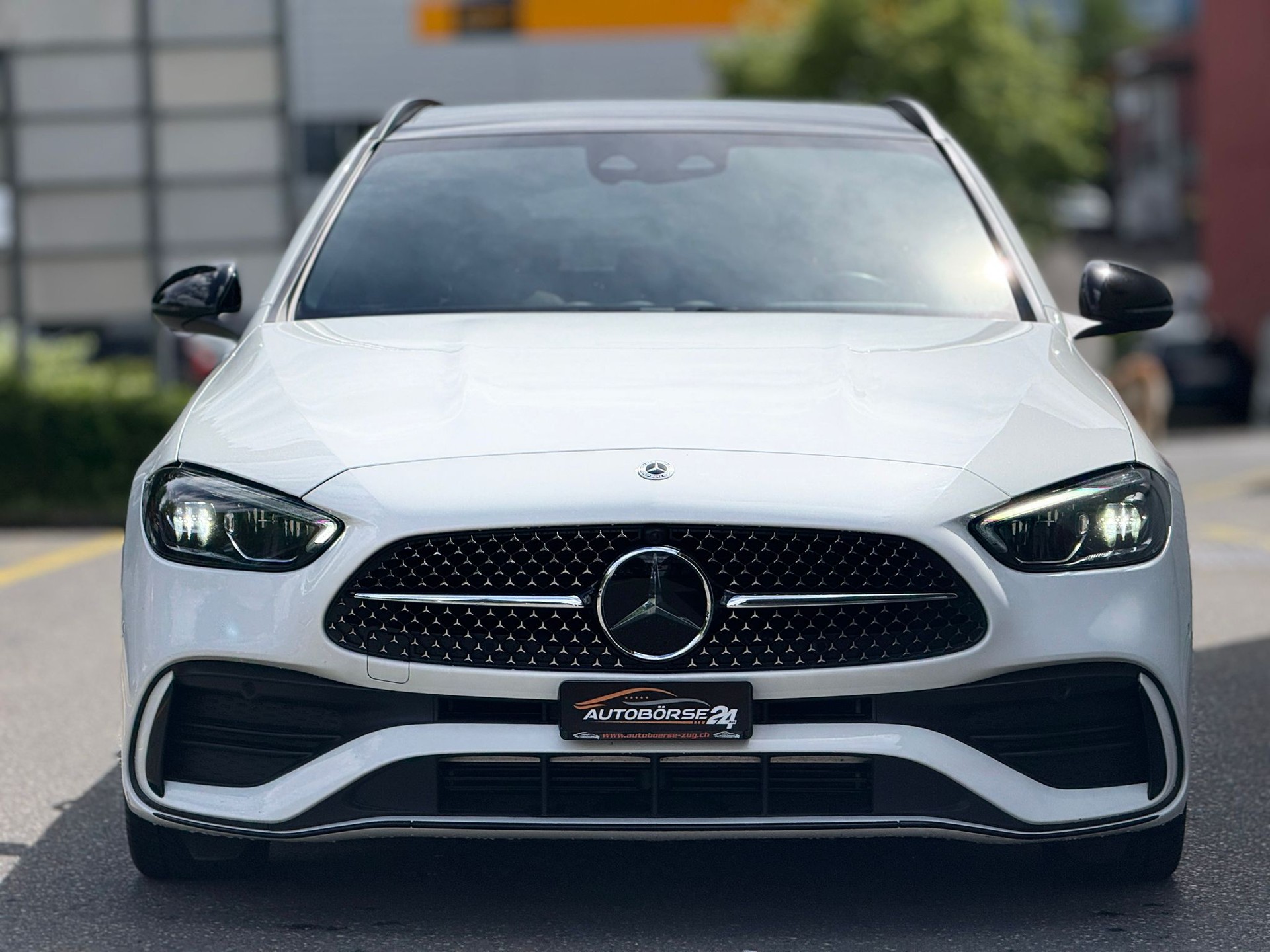 MERCEDES-BENZ C 200 AMG Line 4matic Kombi-showroom-element-2
