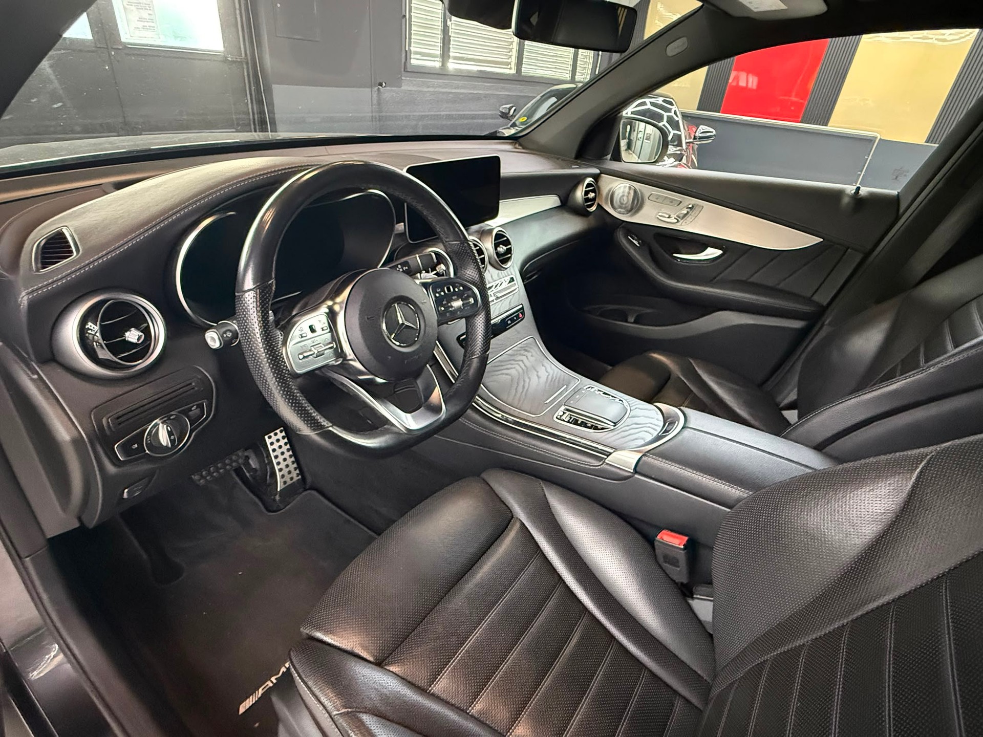MERCEDES-BENZ GLC Coupé 300 d AMG Line 4Matic 9G-Tronic-image-8
