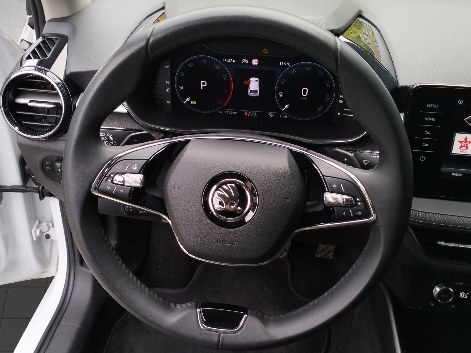 SKODA Fabia 1.0 TSI Style DSG-image-8