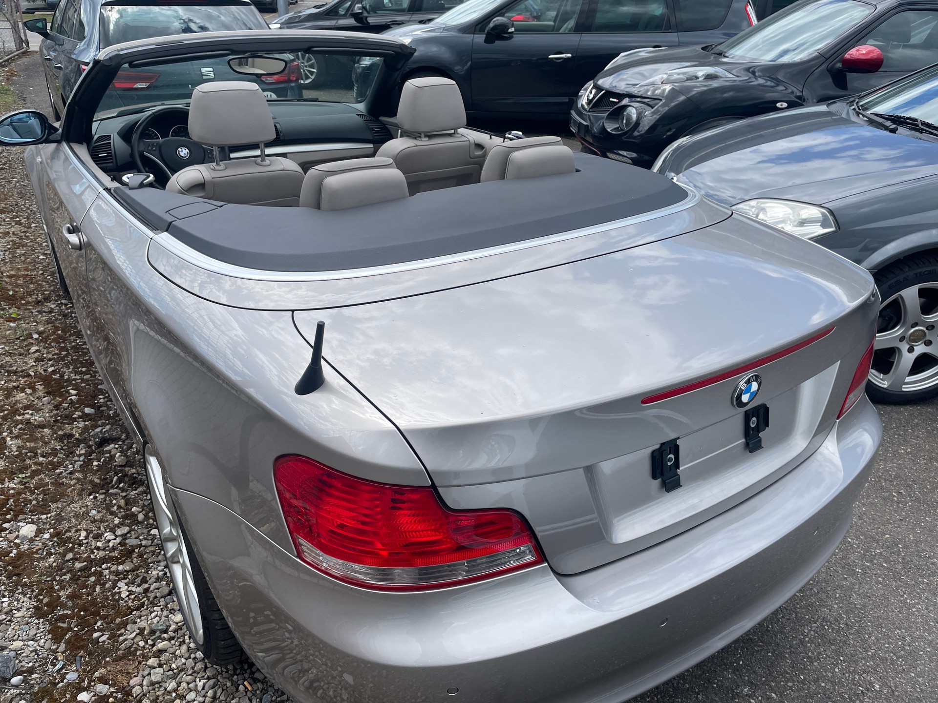 BMW 120i Cabrio Steptronic-image-4