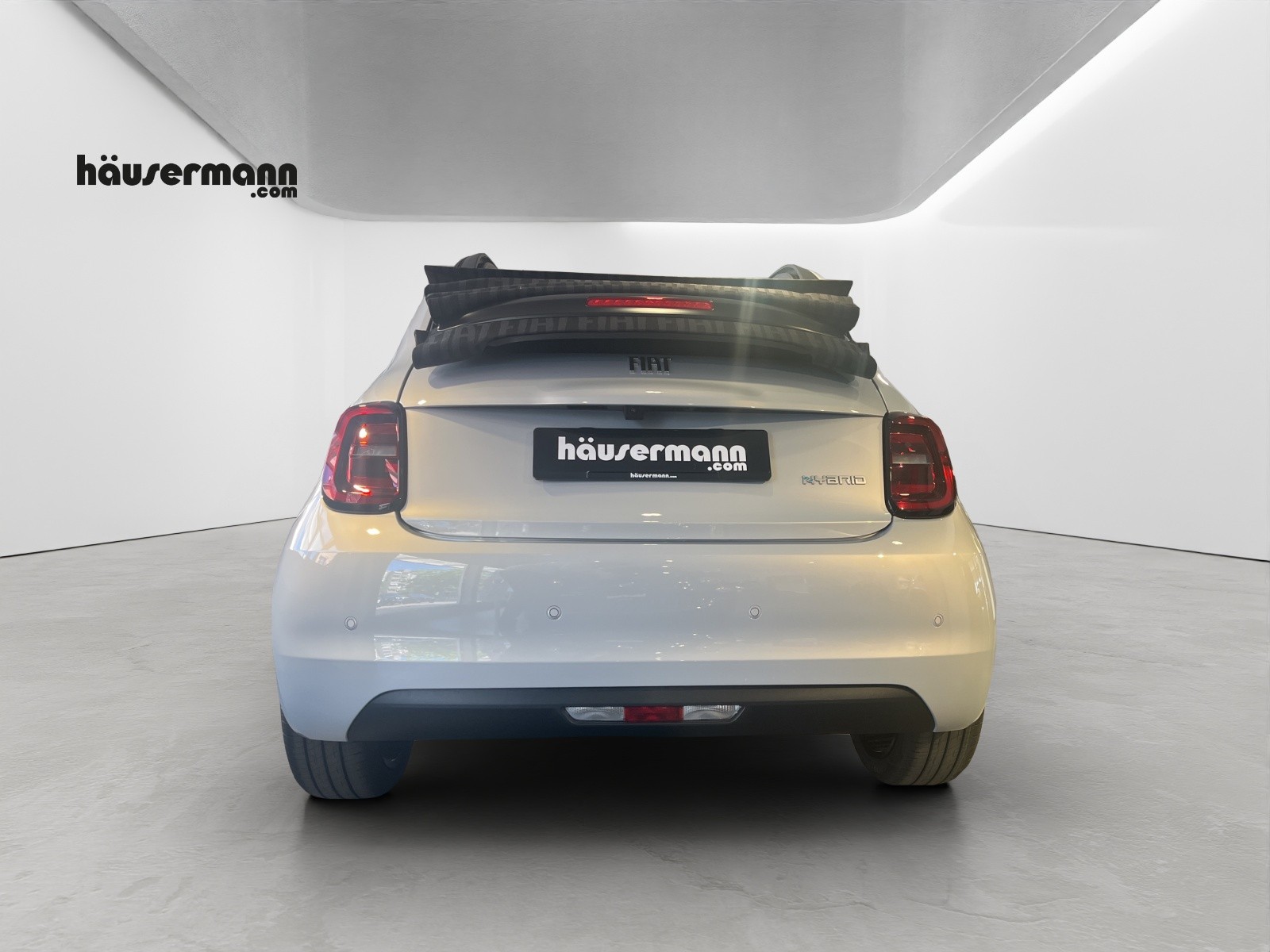FIAT 500 Cabrio 1.0 Hybrid La Prima-image-3