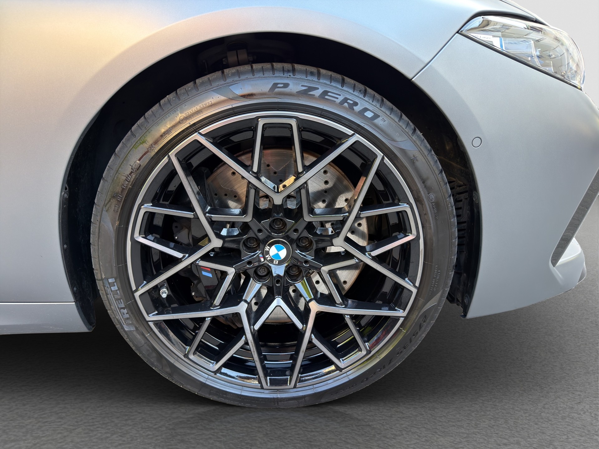 BMW M8 xDrive M Competition Steptronic-image-17