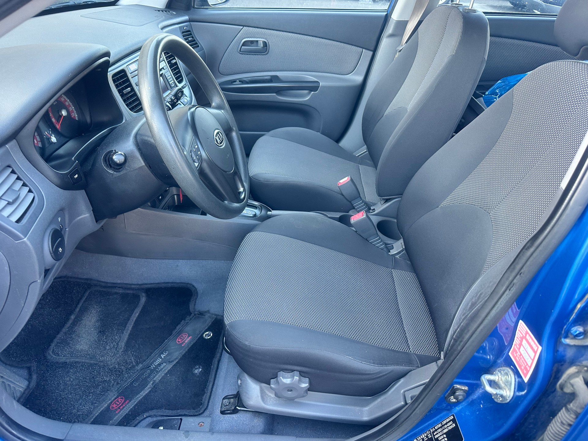 KIA Rio 1.6 CVVT Trend-image-13