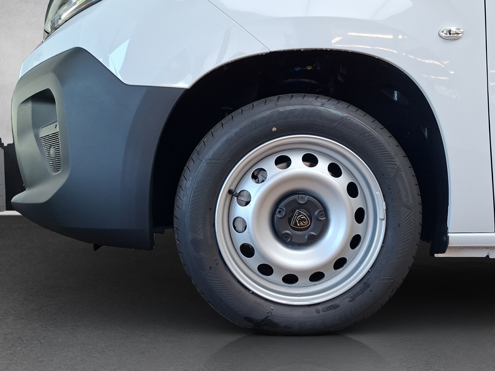 PEUGEOT Partner Kaw. 650 Standard 1.5 BlueHDI 130 S/S-image-15