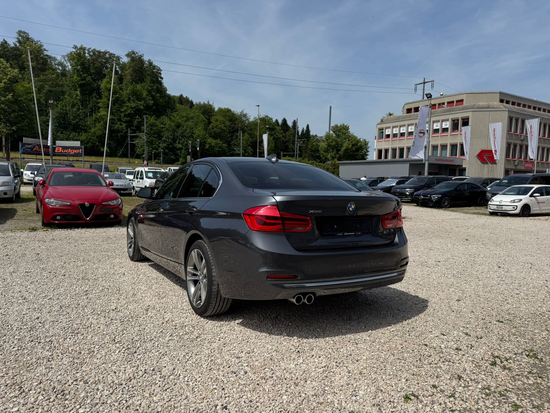 BMW 320d xDrive Luxury Line Steptronic-image-5