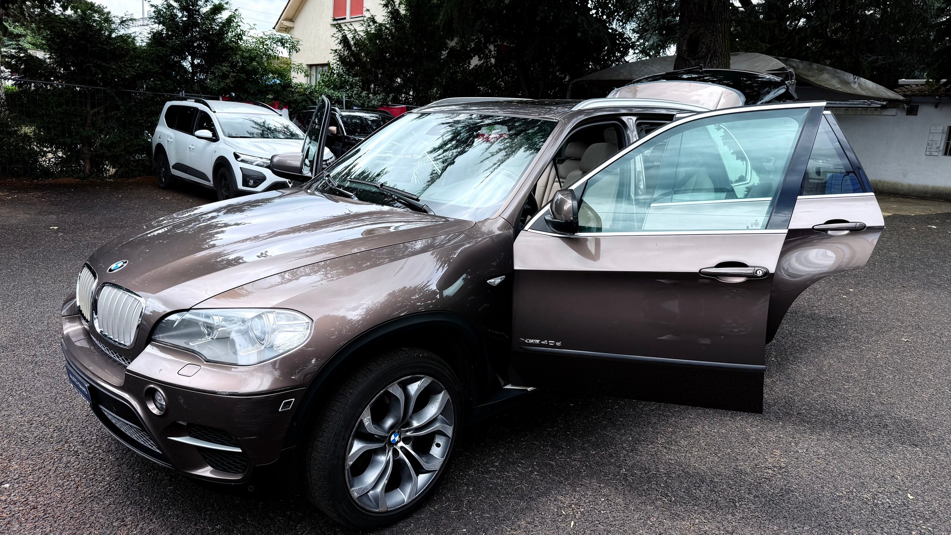 BMW X5 xDrive 40d Steptronic-image-12
