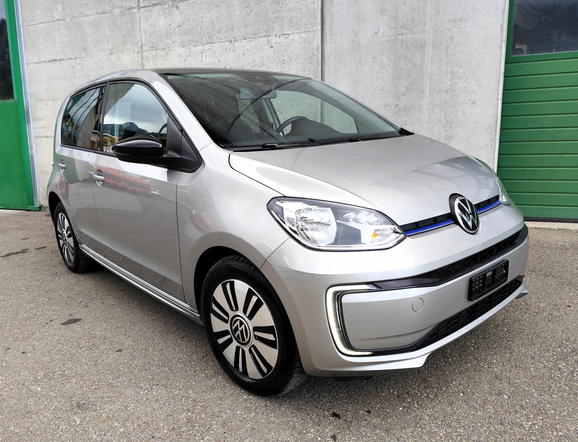 VW e- Up!-image-1