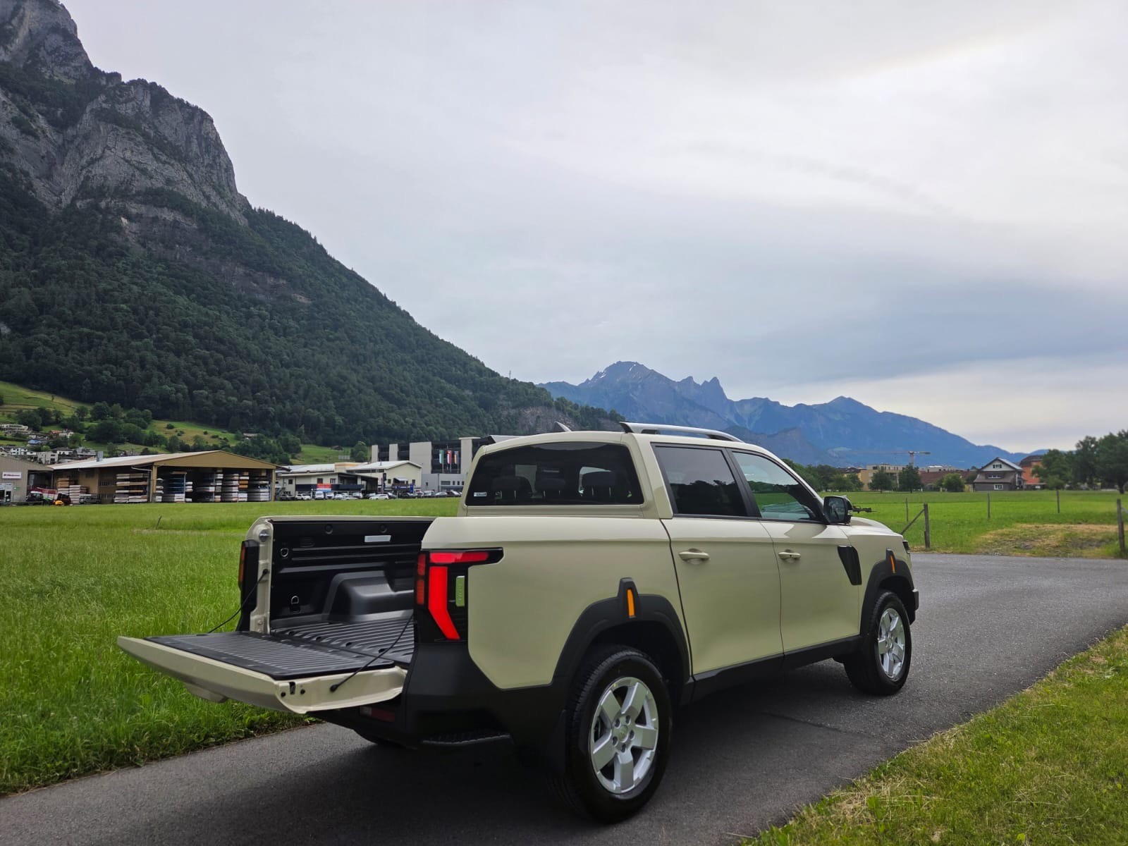 KGM-SsangYong Musso 2.2 e-XDI Titanium new Wildtrack MJ27-image-7