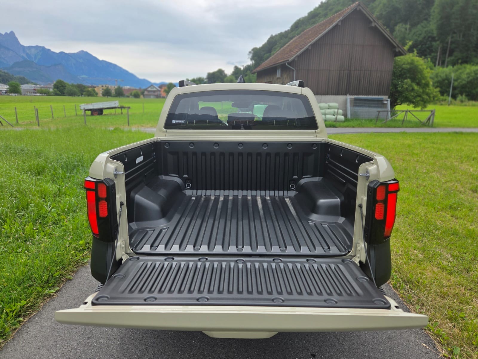 KGM-SsangYong Musso 2.2 e-XDI Titanium new Wildtrack MJ27-image-6