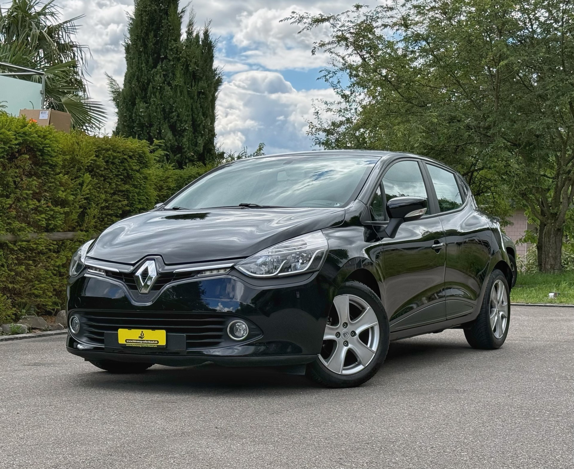 RENAULT Clio 0.9 12V Dynamique-image-7