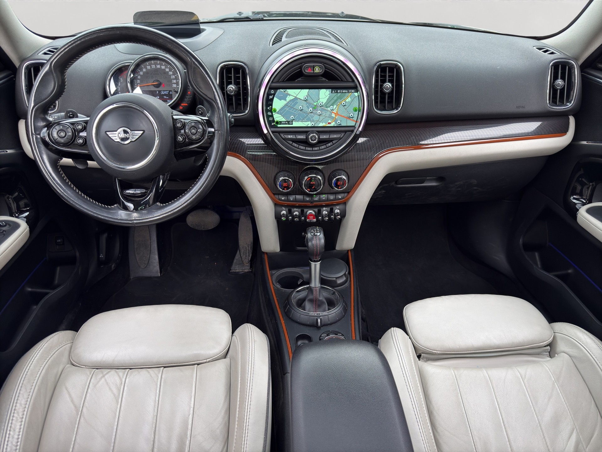 MINI Countryman Cooper SD ALL4 Steptronic-image-2