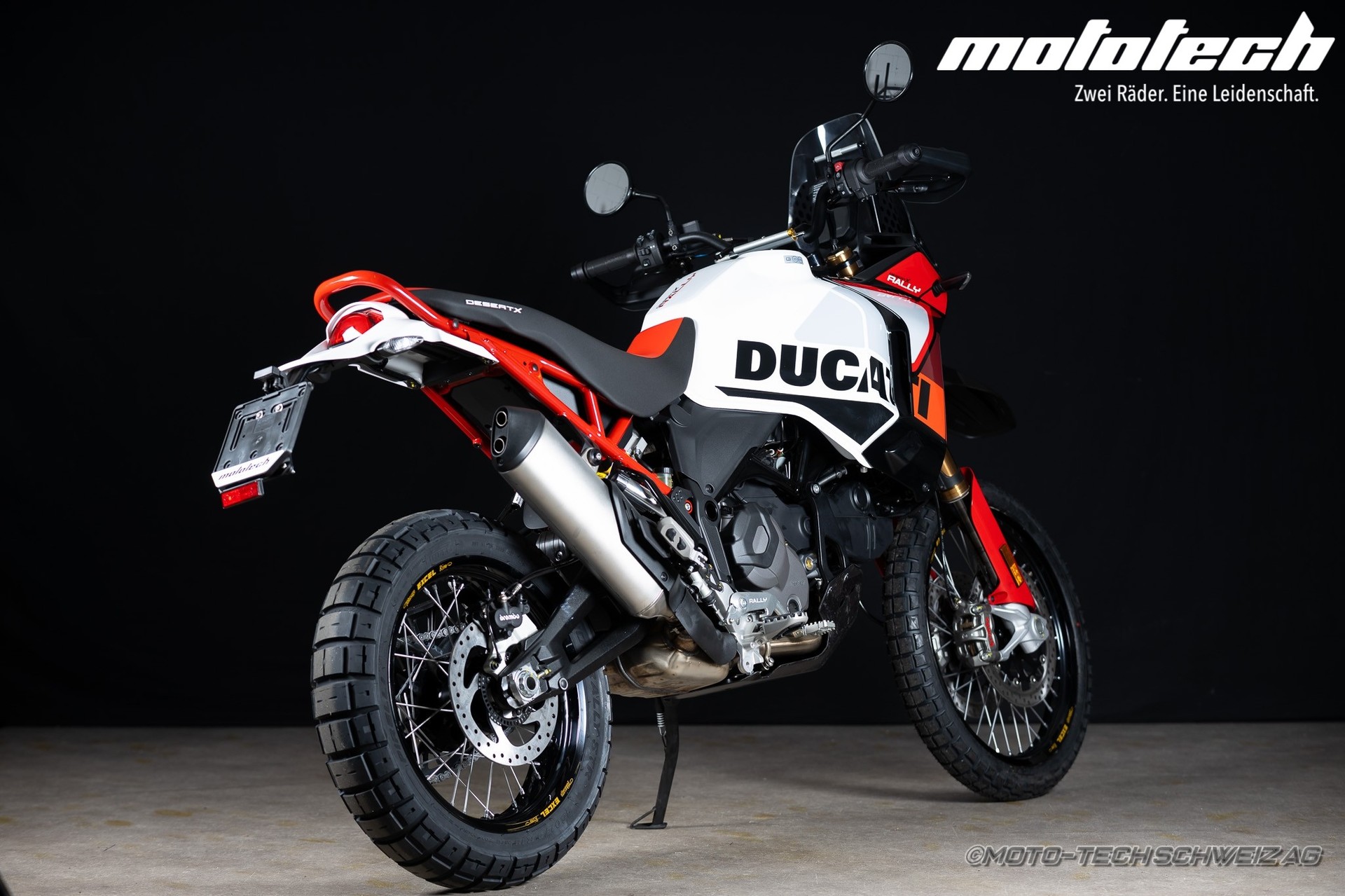 DUCATI Desert X Rally / 4 JAHRE GARANTIE-showroom-element-3