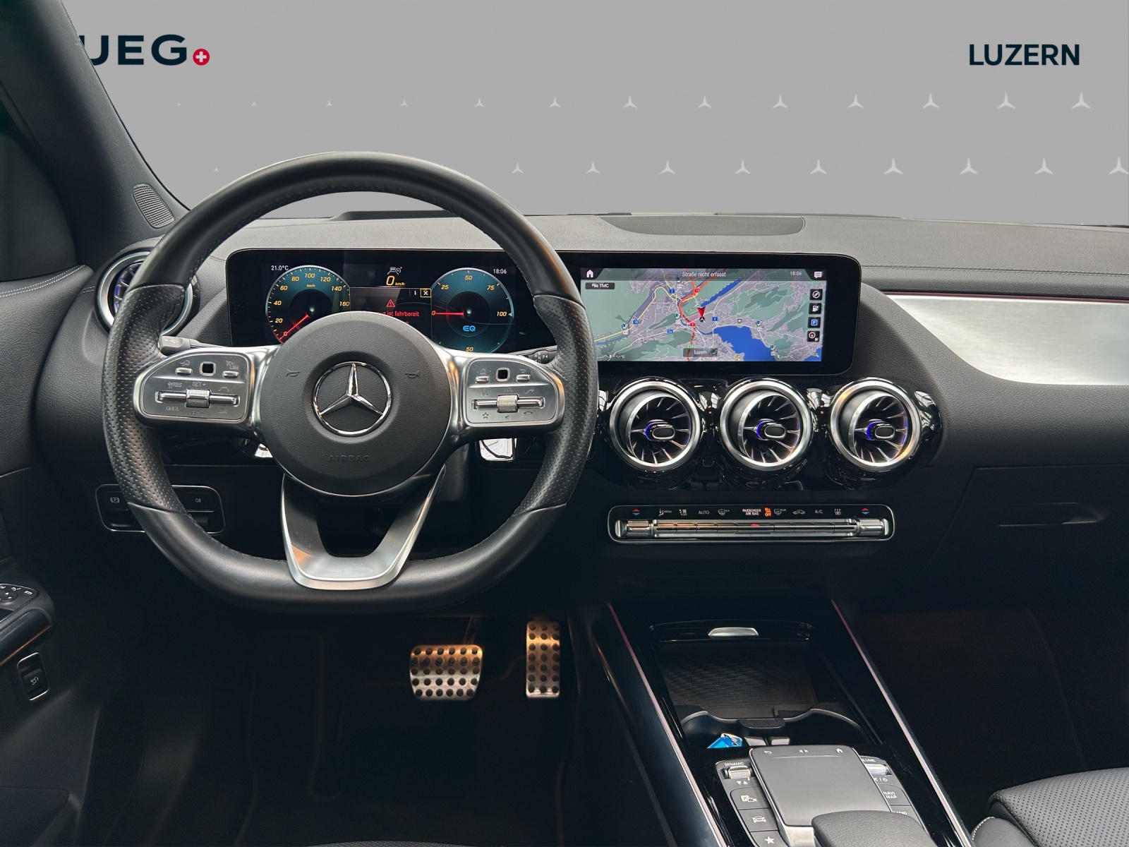 MERCEDES-BENZ EQA 300 AMG Line 4Matic-image-10