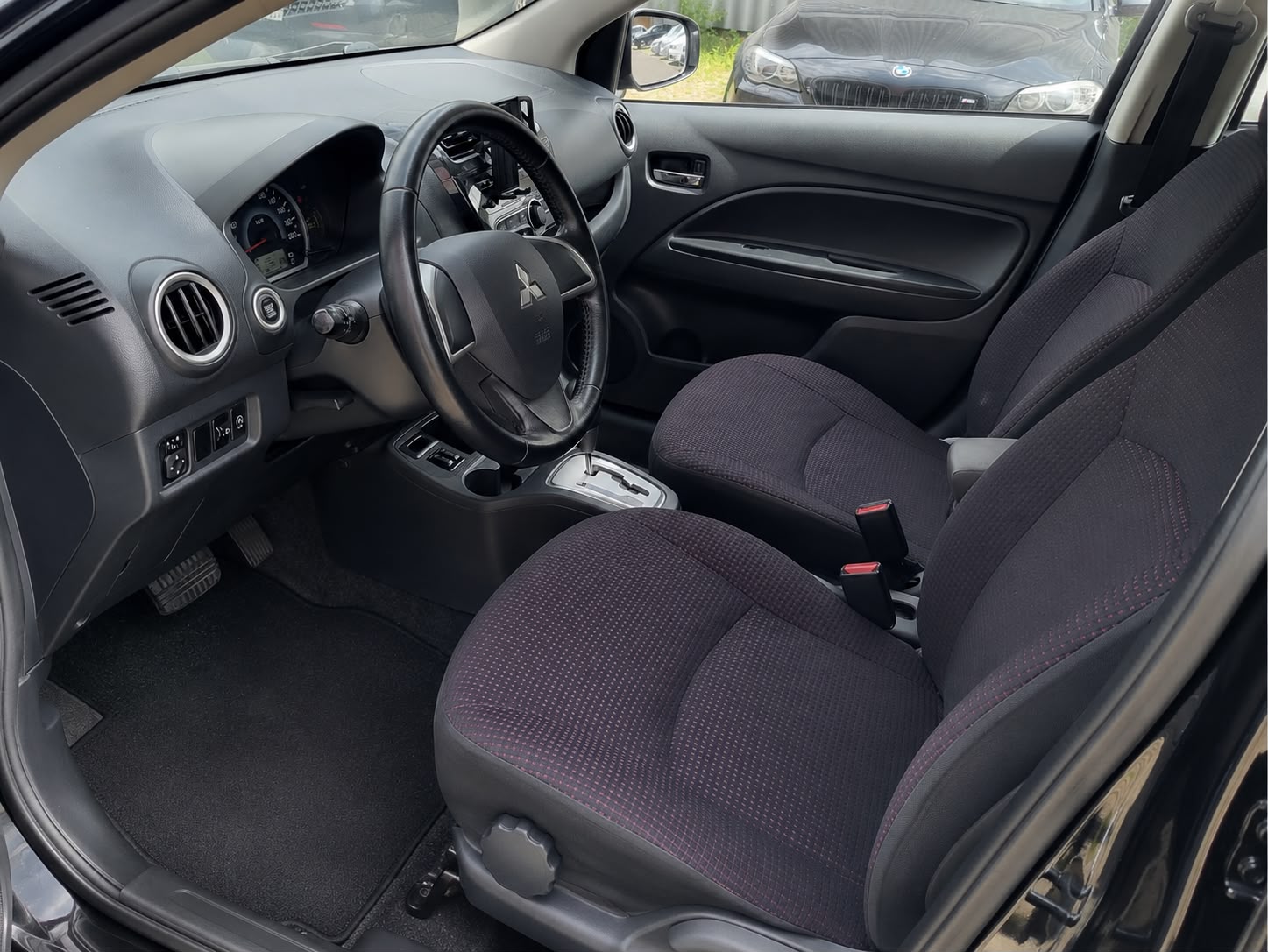 MITSUBISHI Space Star 1.2 Color Collection CVT-image-4