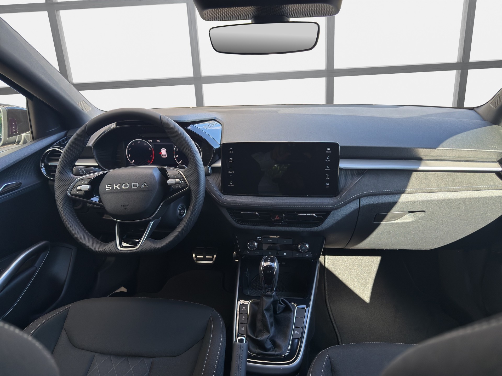 SKODA Fabia 1.0 TSI Dynamic DSG-image-7