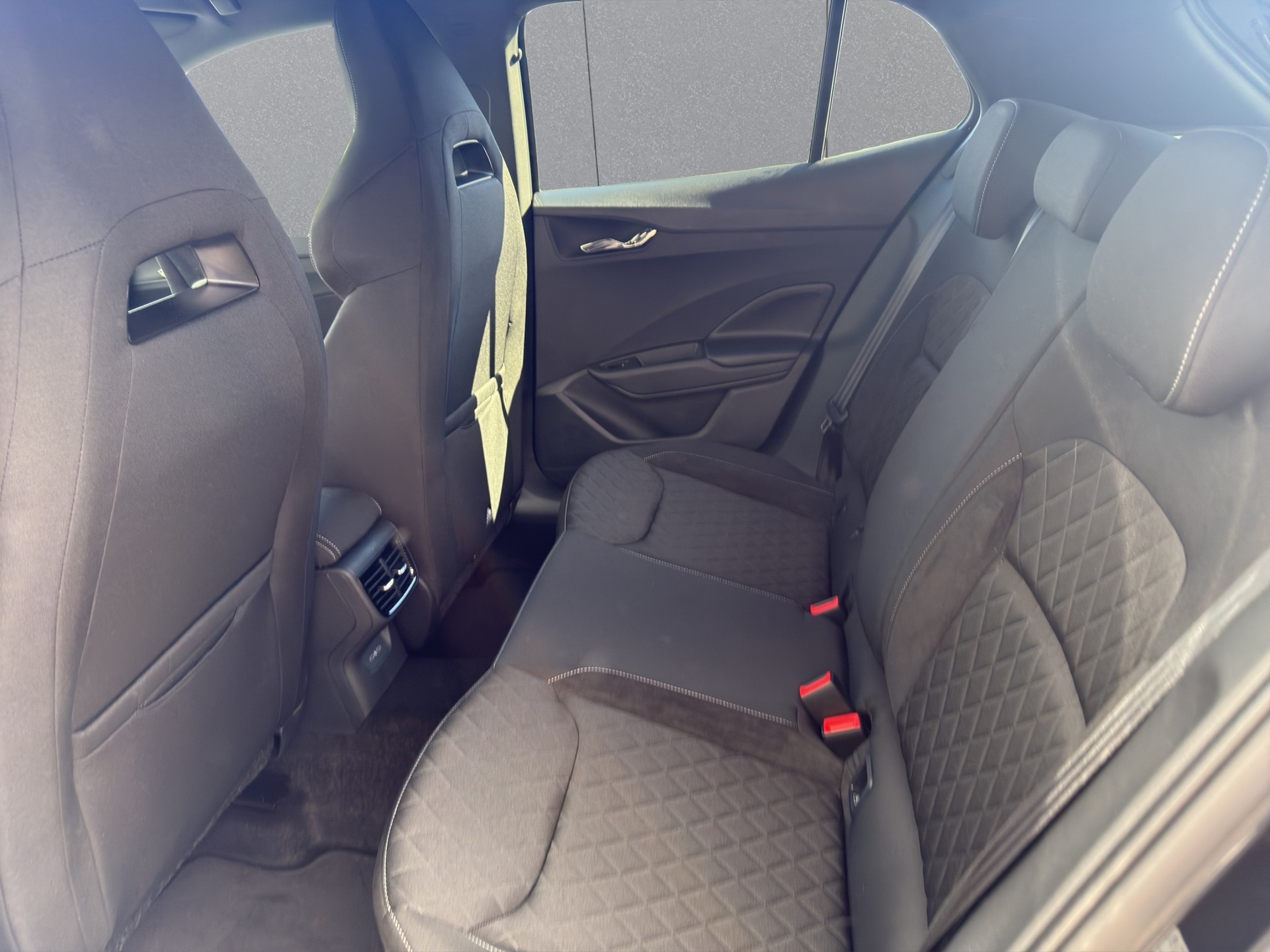 SKODA Fabia 1.0 TSI Dynamic DSG-image-11