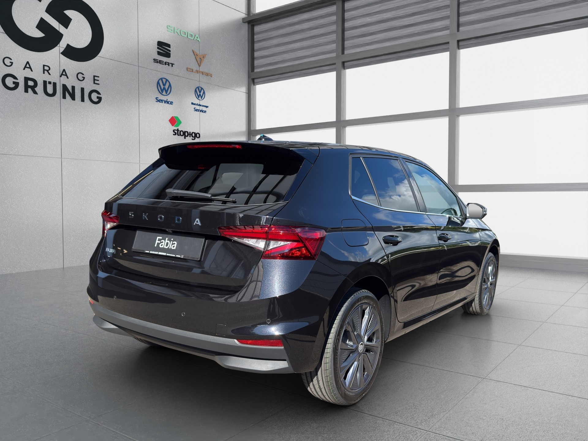 SKODA Fabia 1.0 TSI Dynamic DSG-image-5