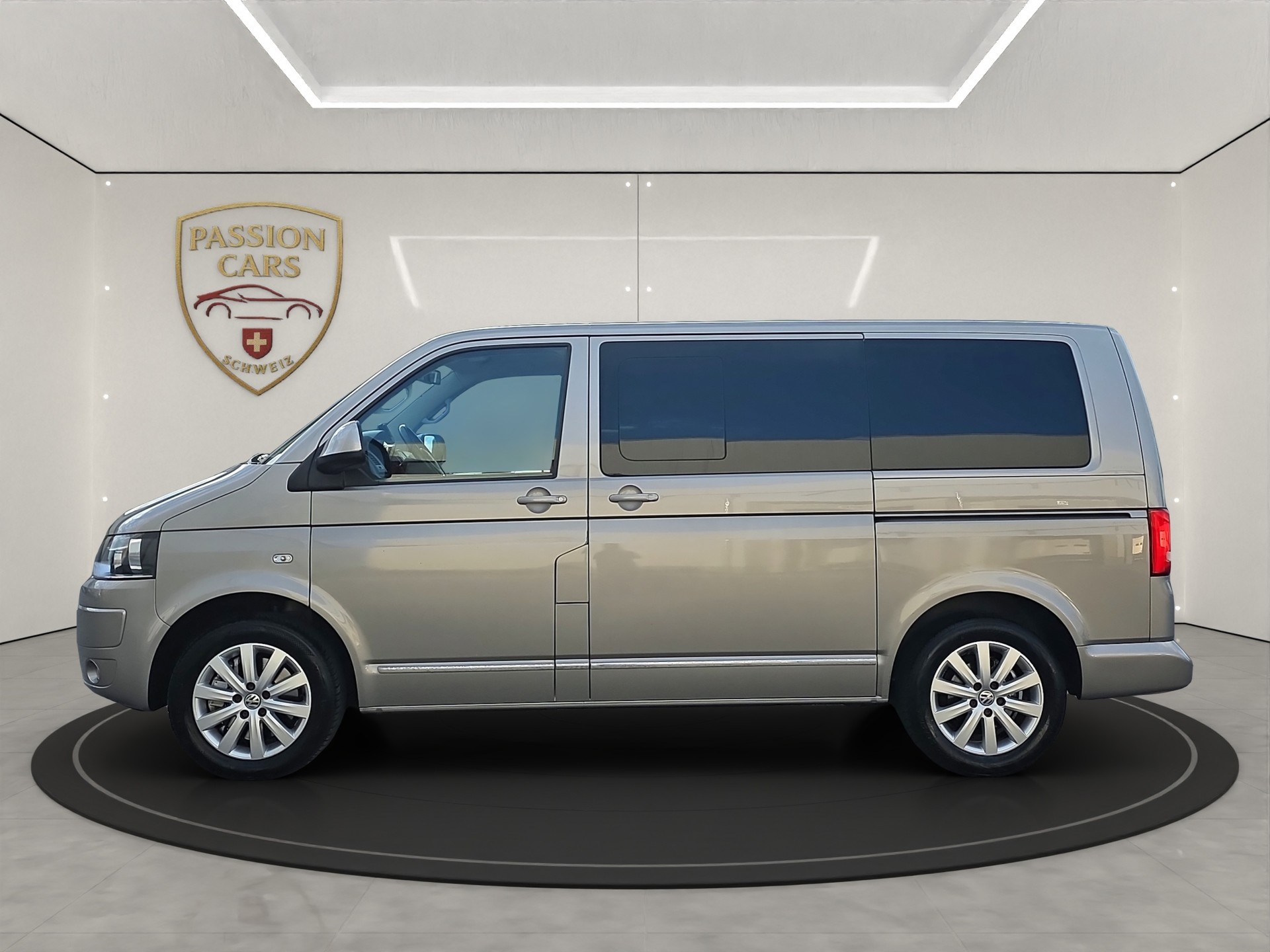 VW T5 Multivan 2.0 Bi-TDI CR Highline DSG-image-1