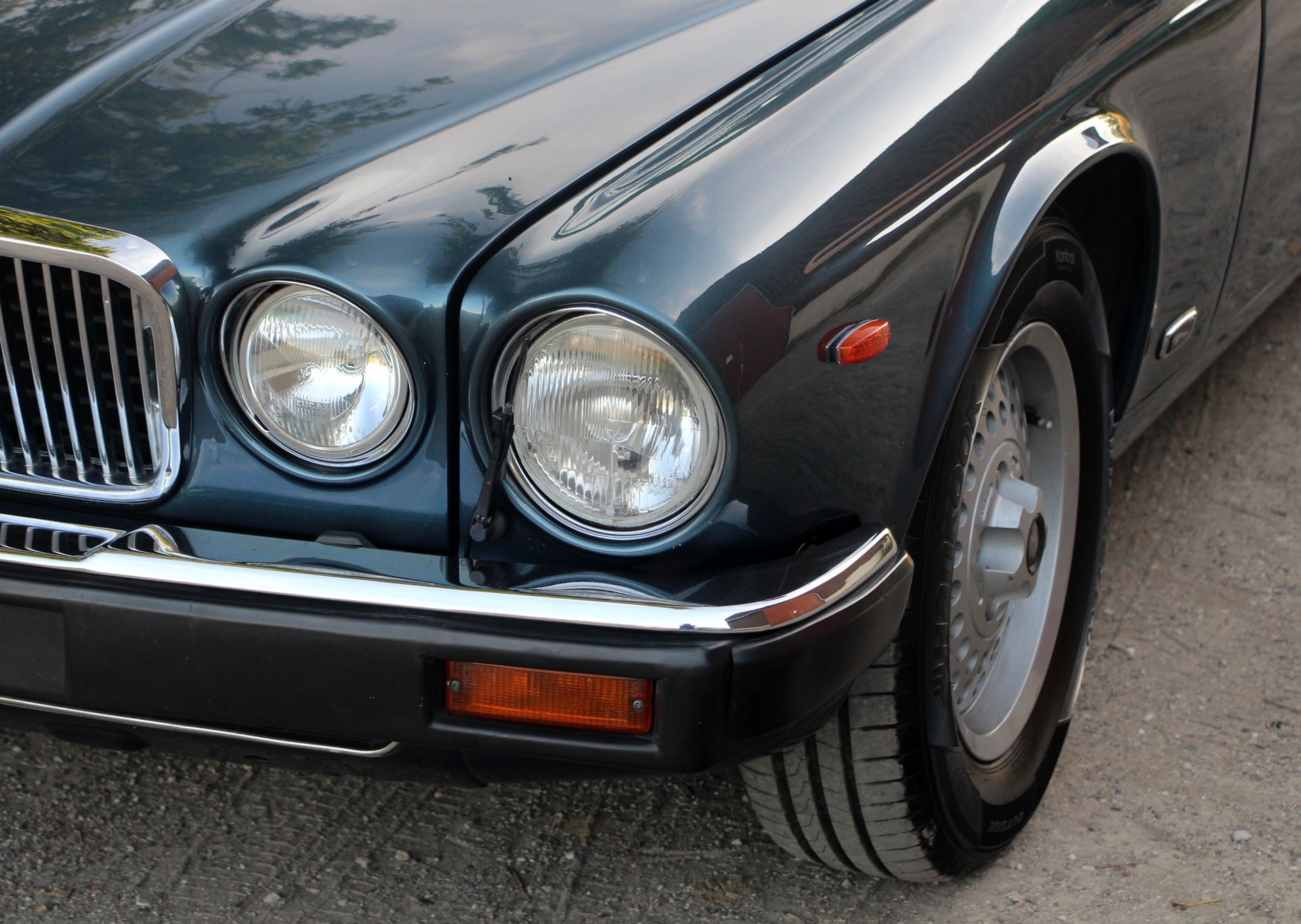 JAGUAR XJ6 4.2 Sovereign-image-23