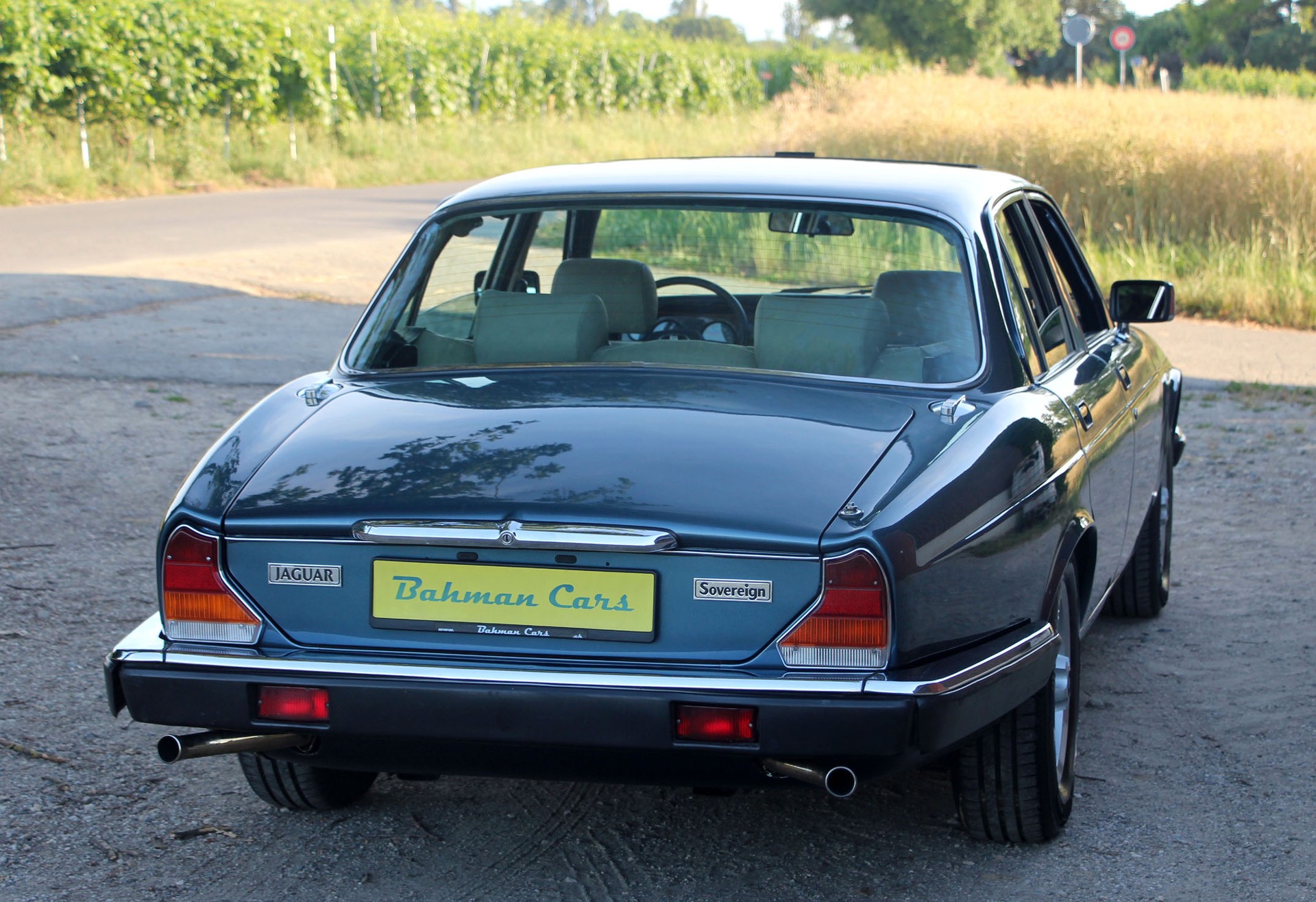 JAGUAR XJ6 4.2 Sovereign-image-22