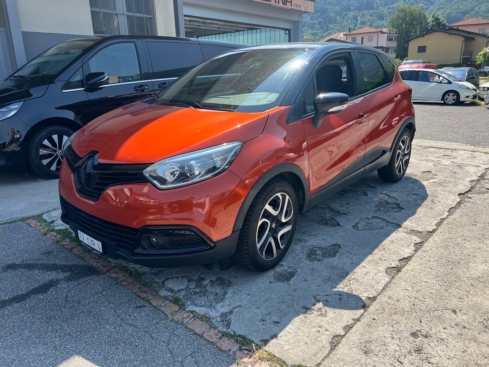 RENAULT Captur 0.9 12V Dynamique-image-0