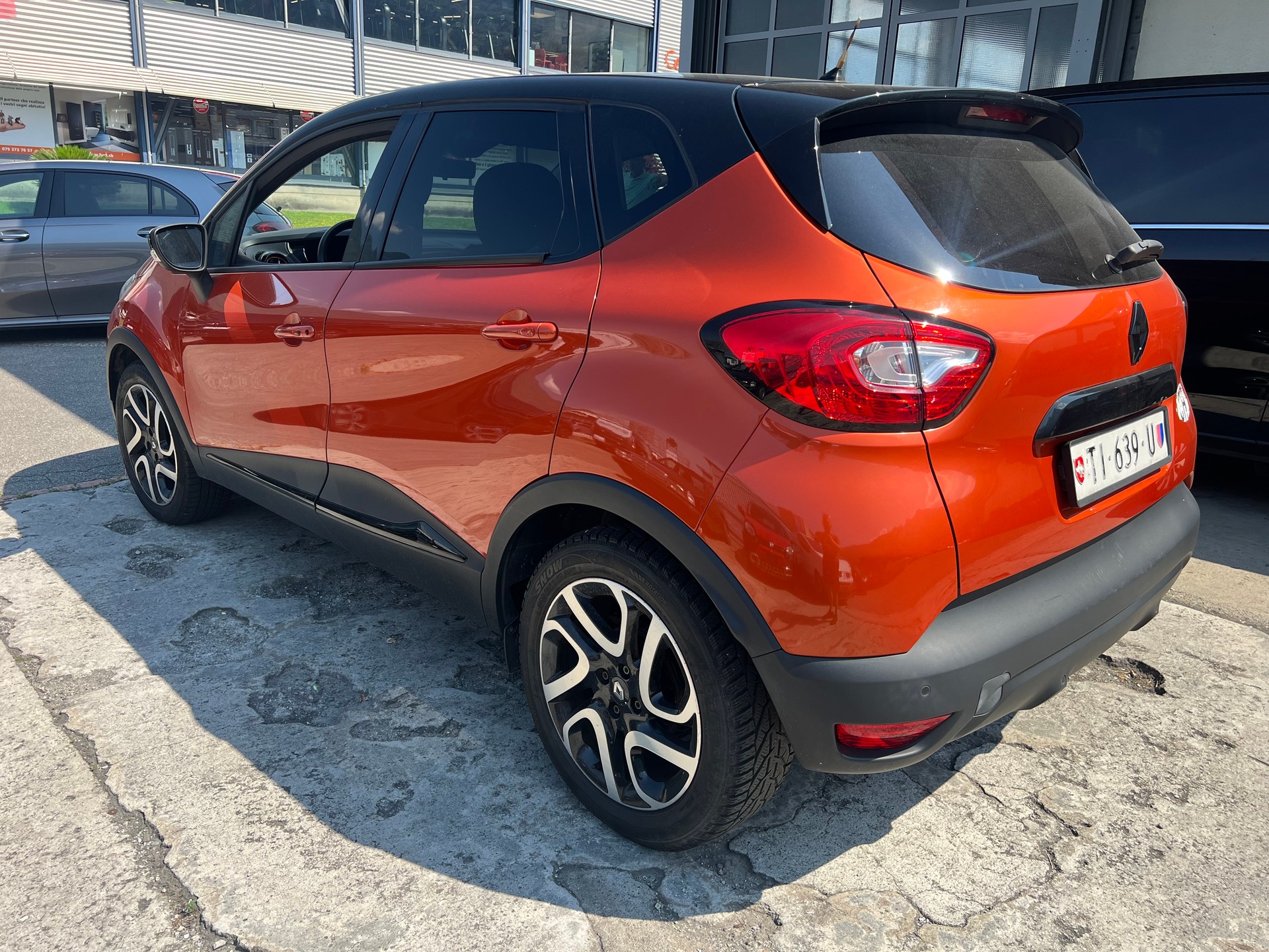 RENAULT Captur 0.9 12V Dynamique-image-2