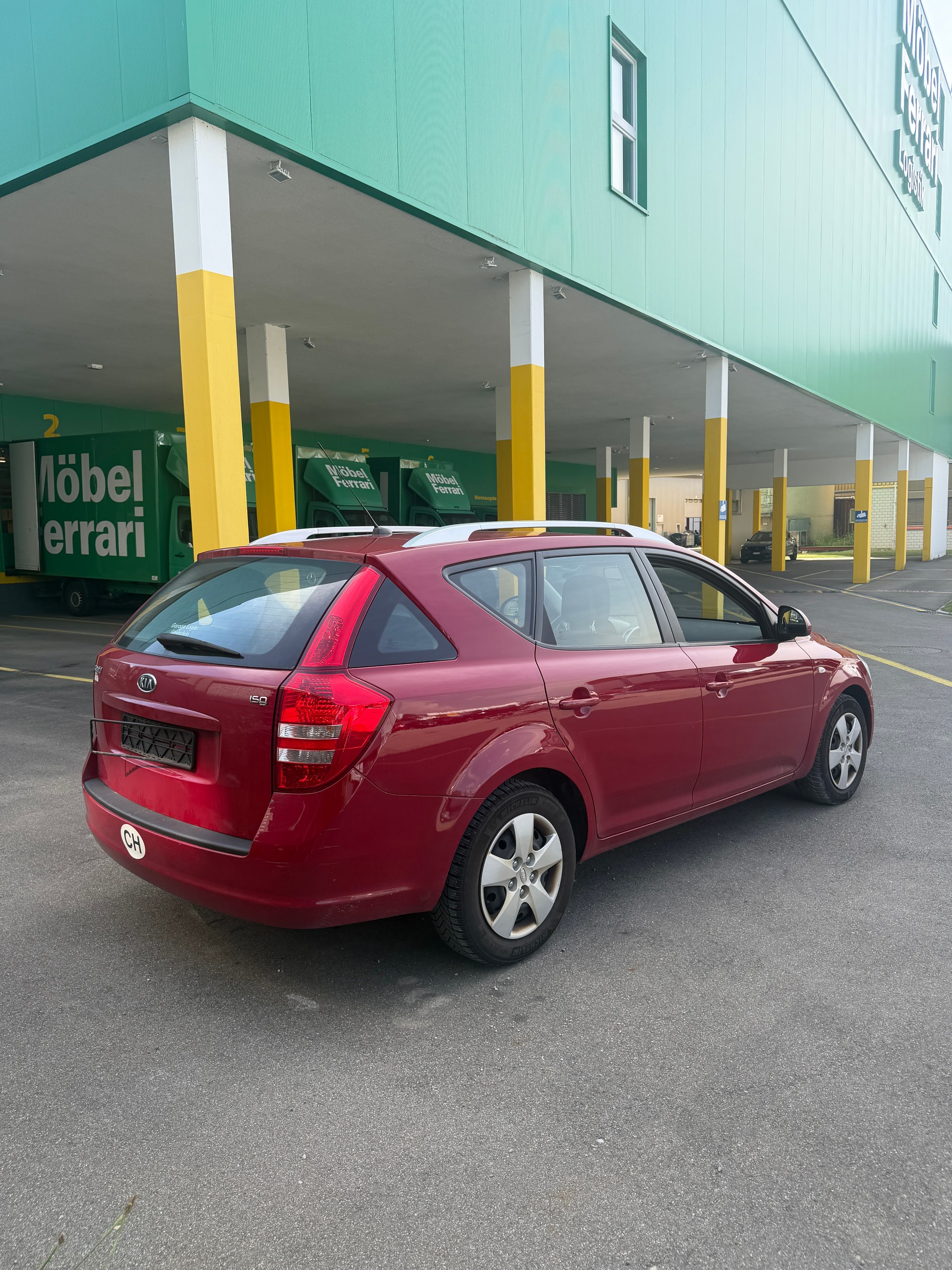 KIA Cee'd Sporty Wagon 1.4 16V Eco-image-5