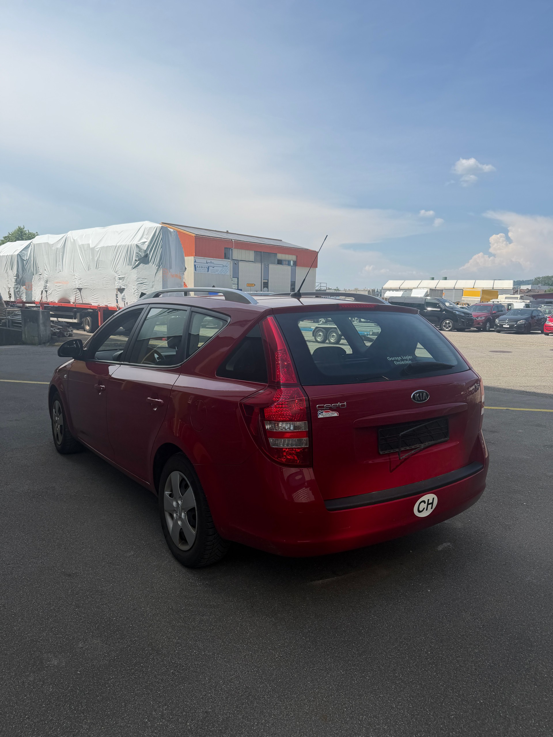 KIA Cee'd Sporty Wagon 1.4 16V Eco-image-4