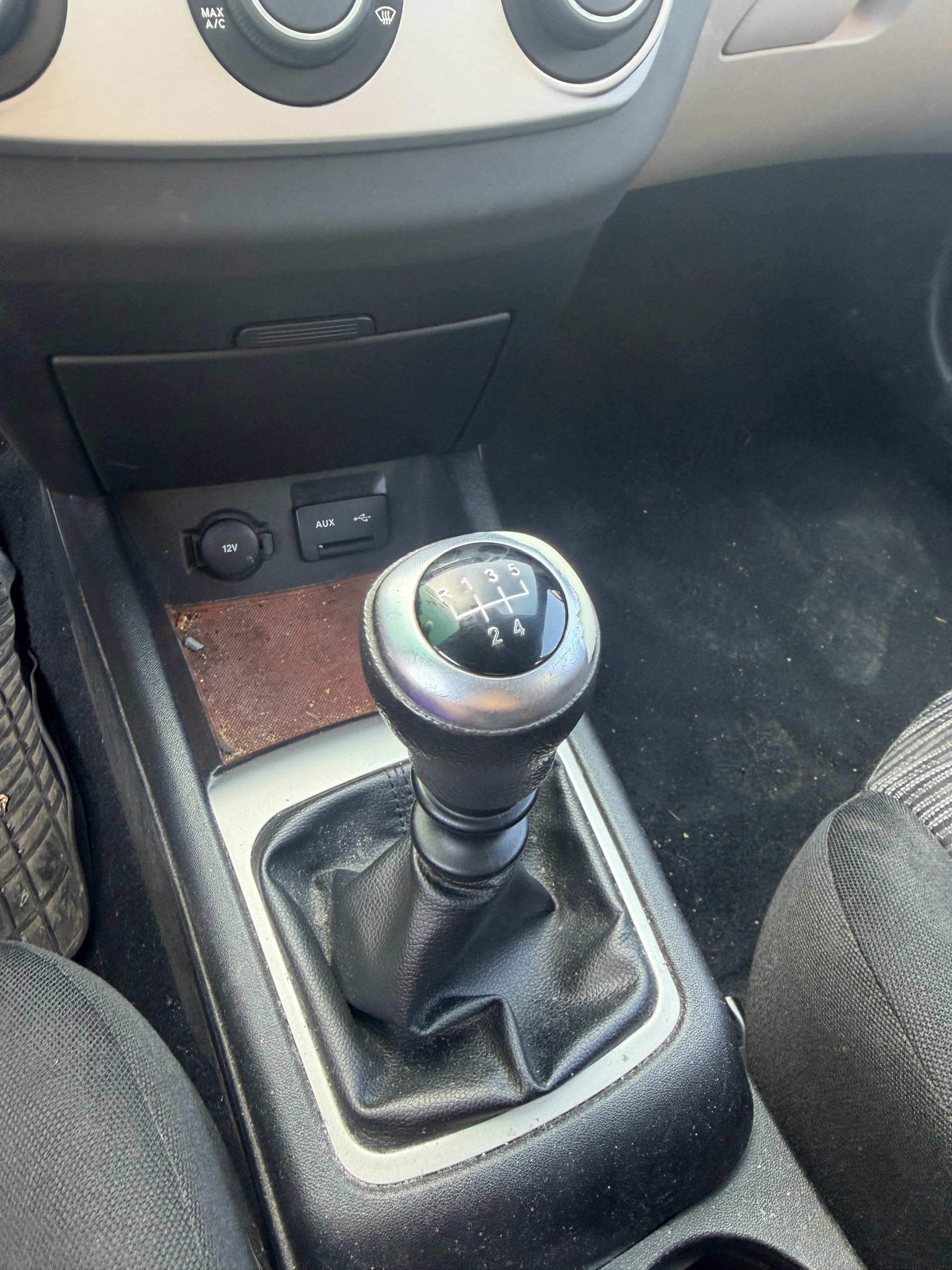 KIA Cee'd Sporty Wagon 1.4 16V Eco-image-10