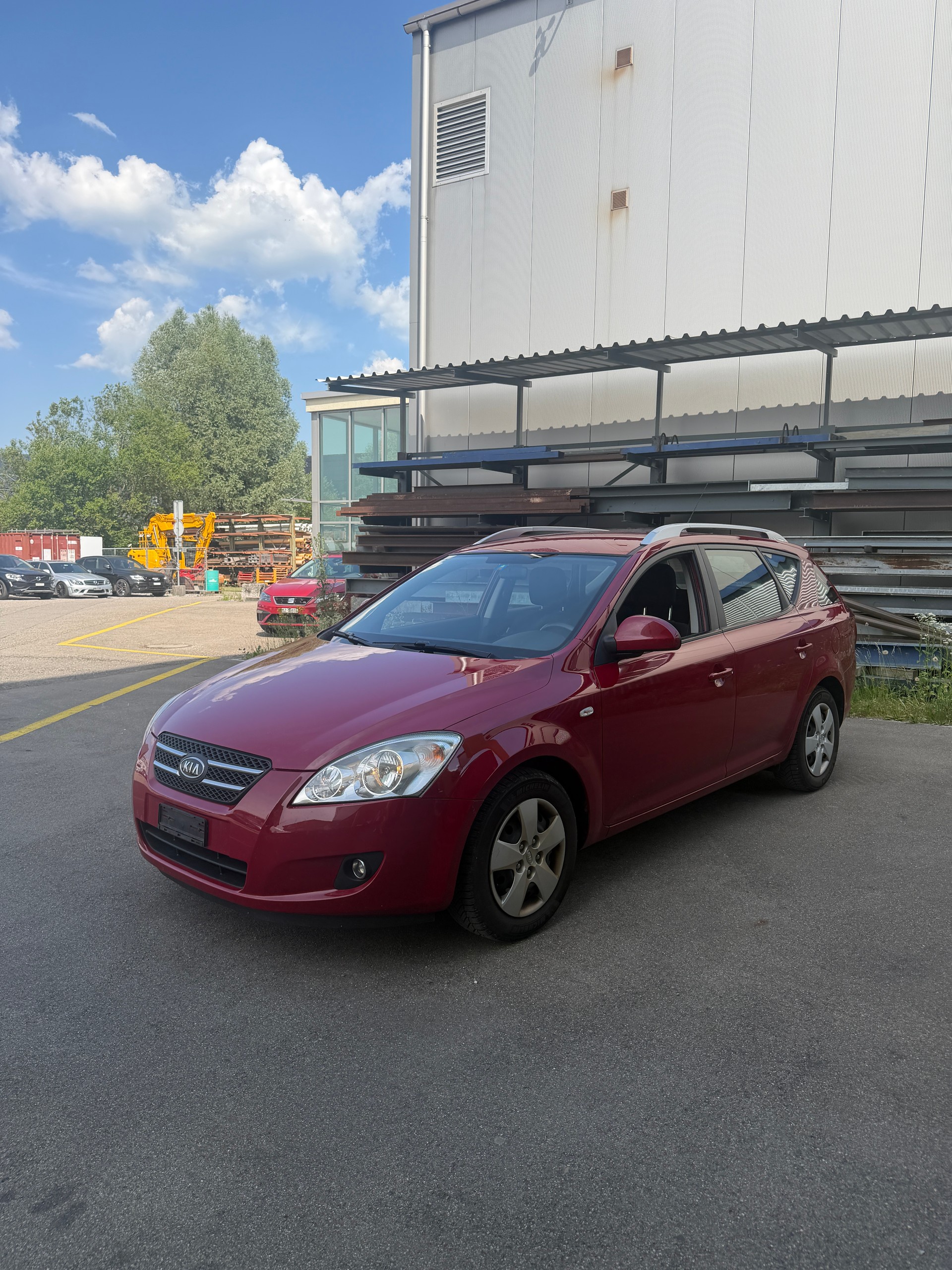 KIA Cee'd Sporty Wagon 1.4 16V Eco-image-2