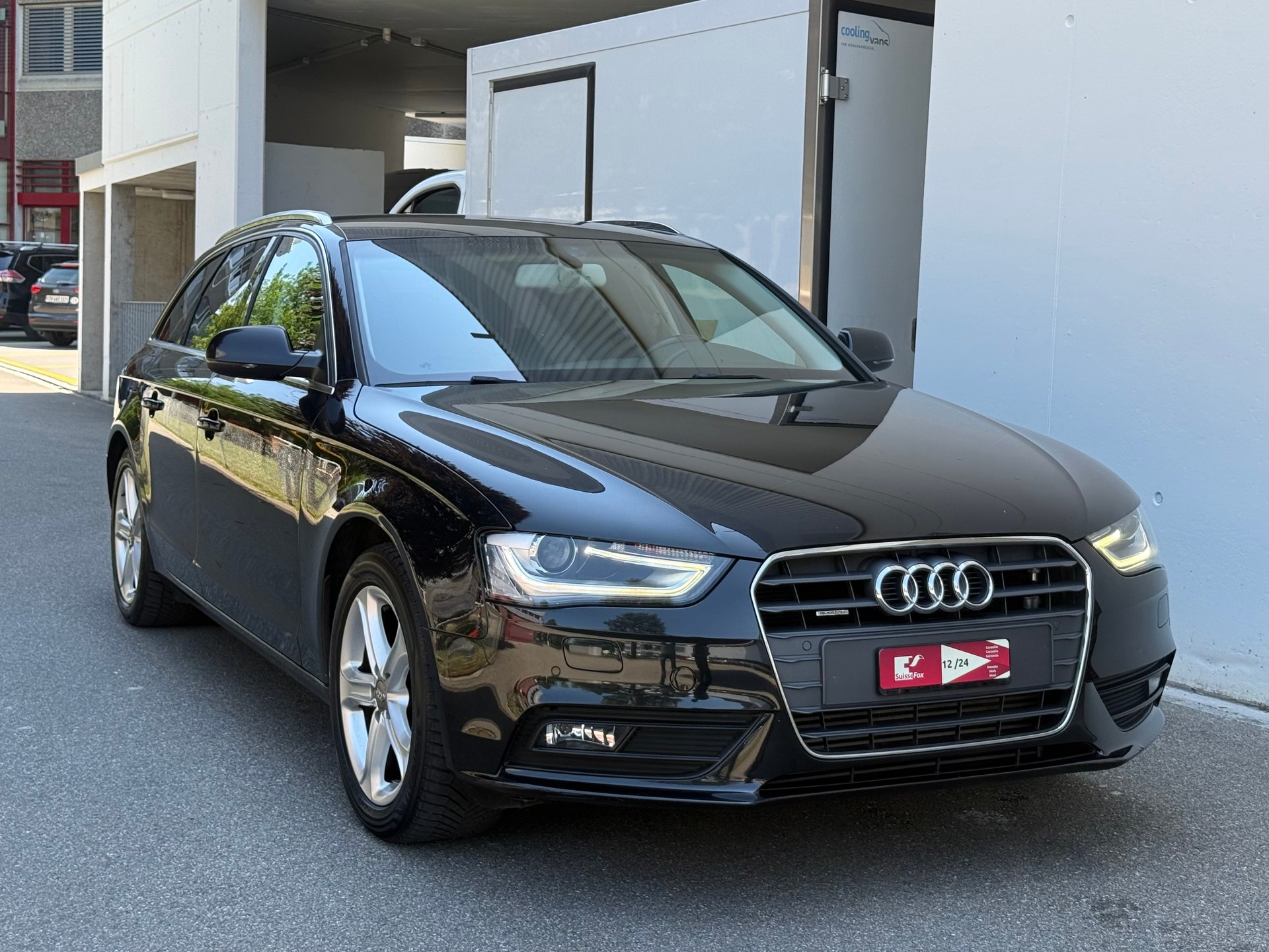 AUDI A4 Avant 2.0 TFSI quattro s-tronic-image-2