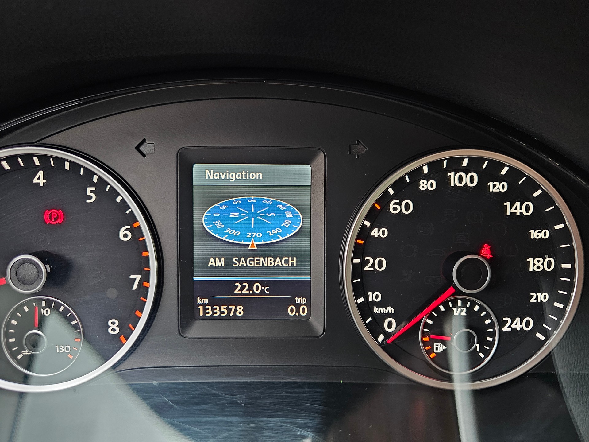VW Tiguan 1.4 TSI Sport&Style 4Motion-image-24